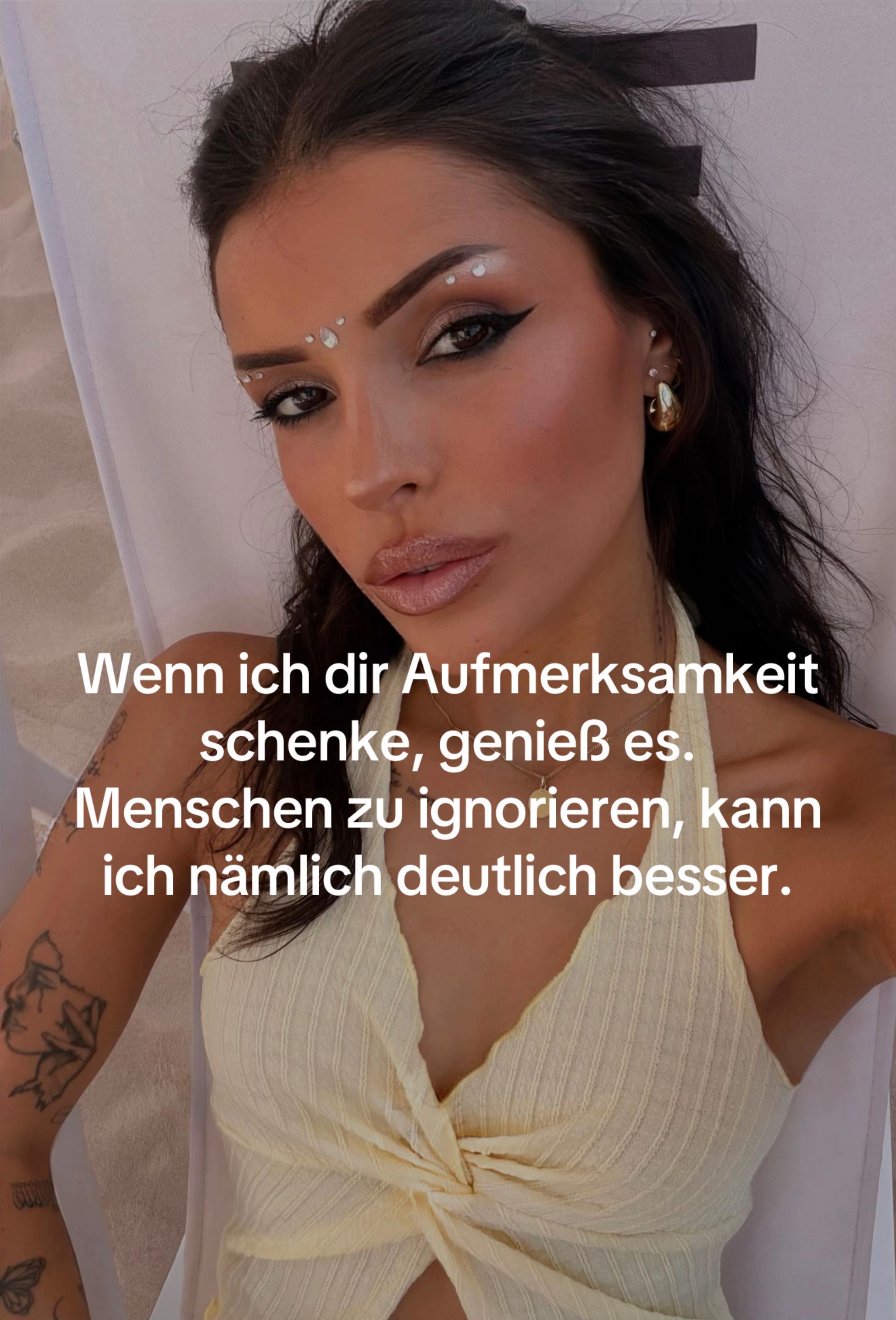@𝐥𝐚𝐮𝐫𝐚