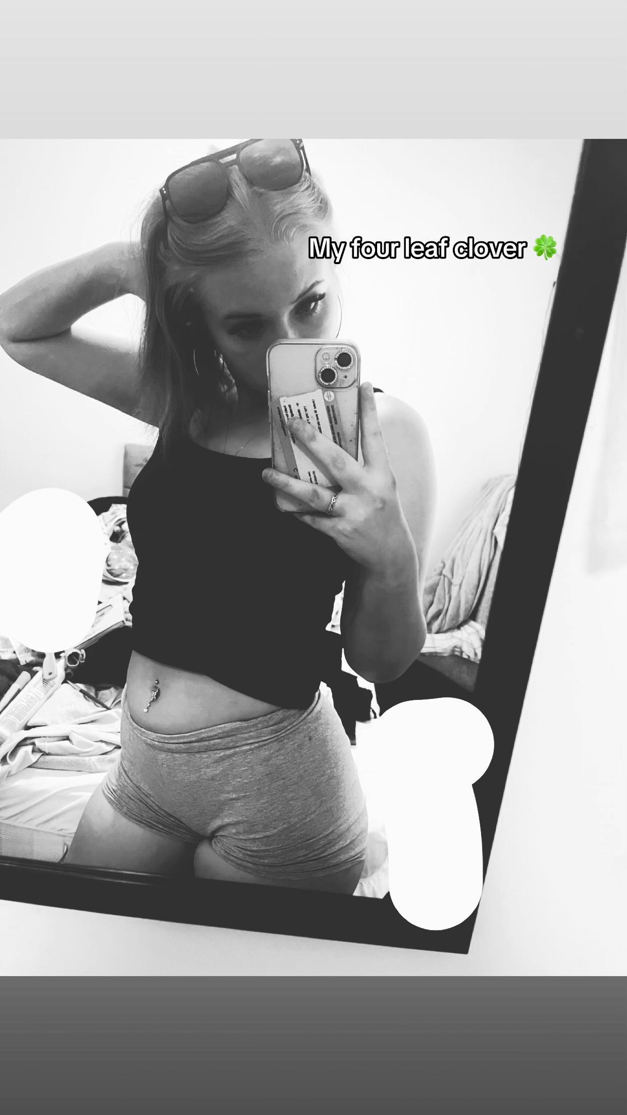 @𝒞𝒽𝓁𝑜𝑒𝑅𝑜𝓈𝑒💋