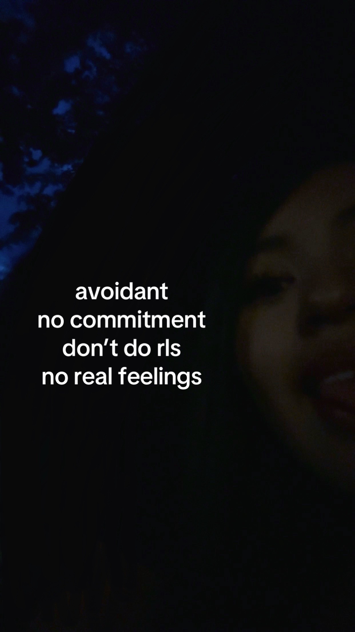 @⃟