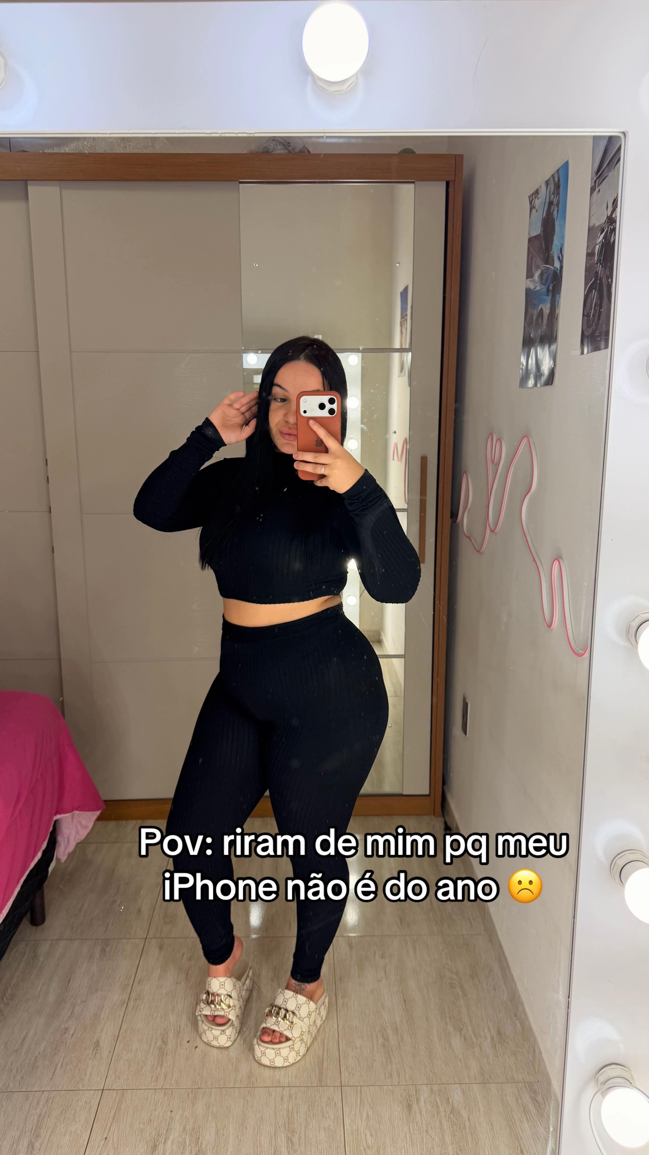@_juliaaa2