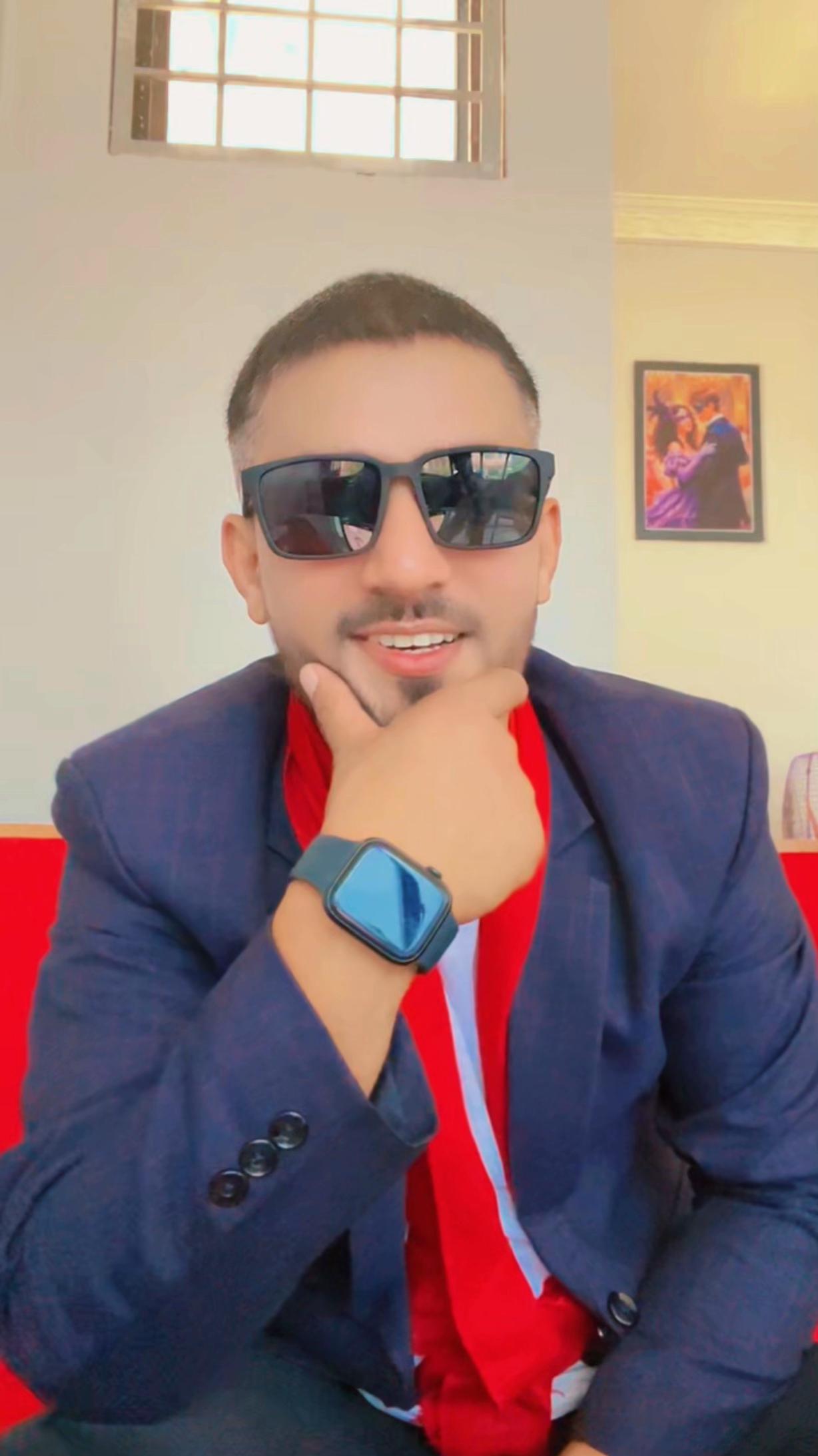 @Upadhaya Deepu ЁЯл╢ЁЯП╗тЭдя╕П