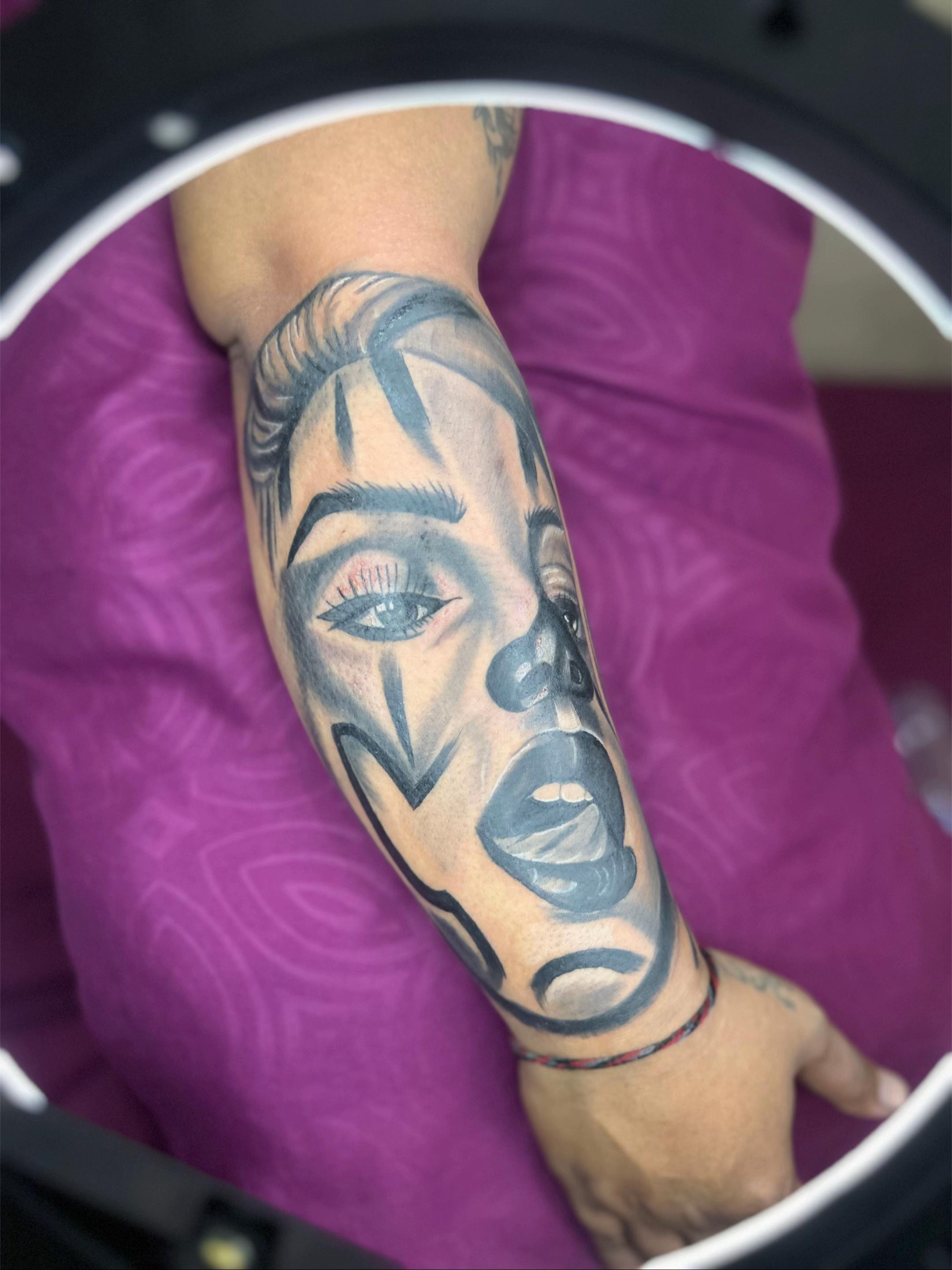 @⚜️JONETT INK TATTOO⚜️