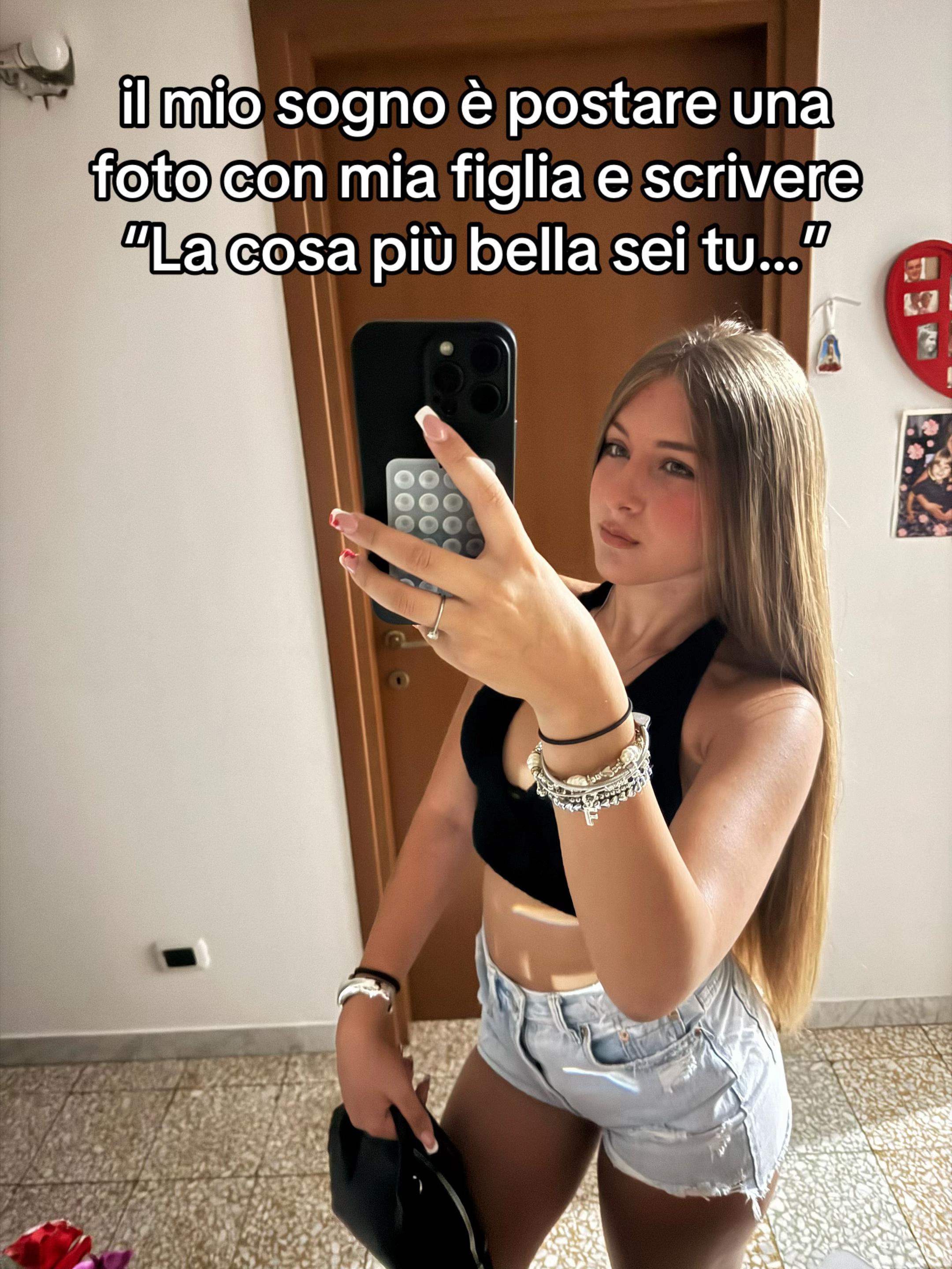 @🦋