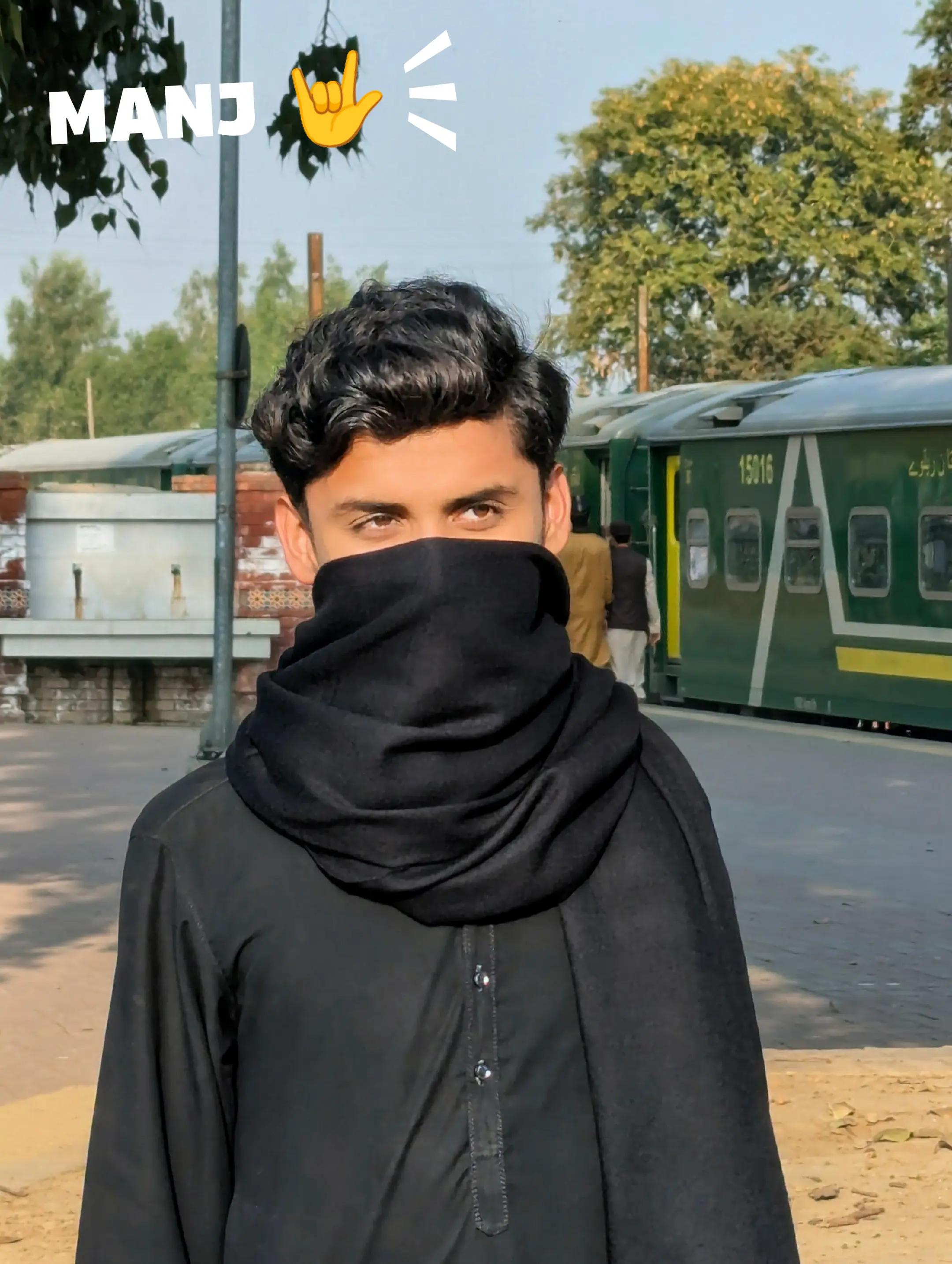 @👑رانا فہیم منج〽️