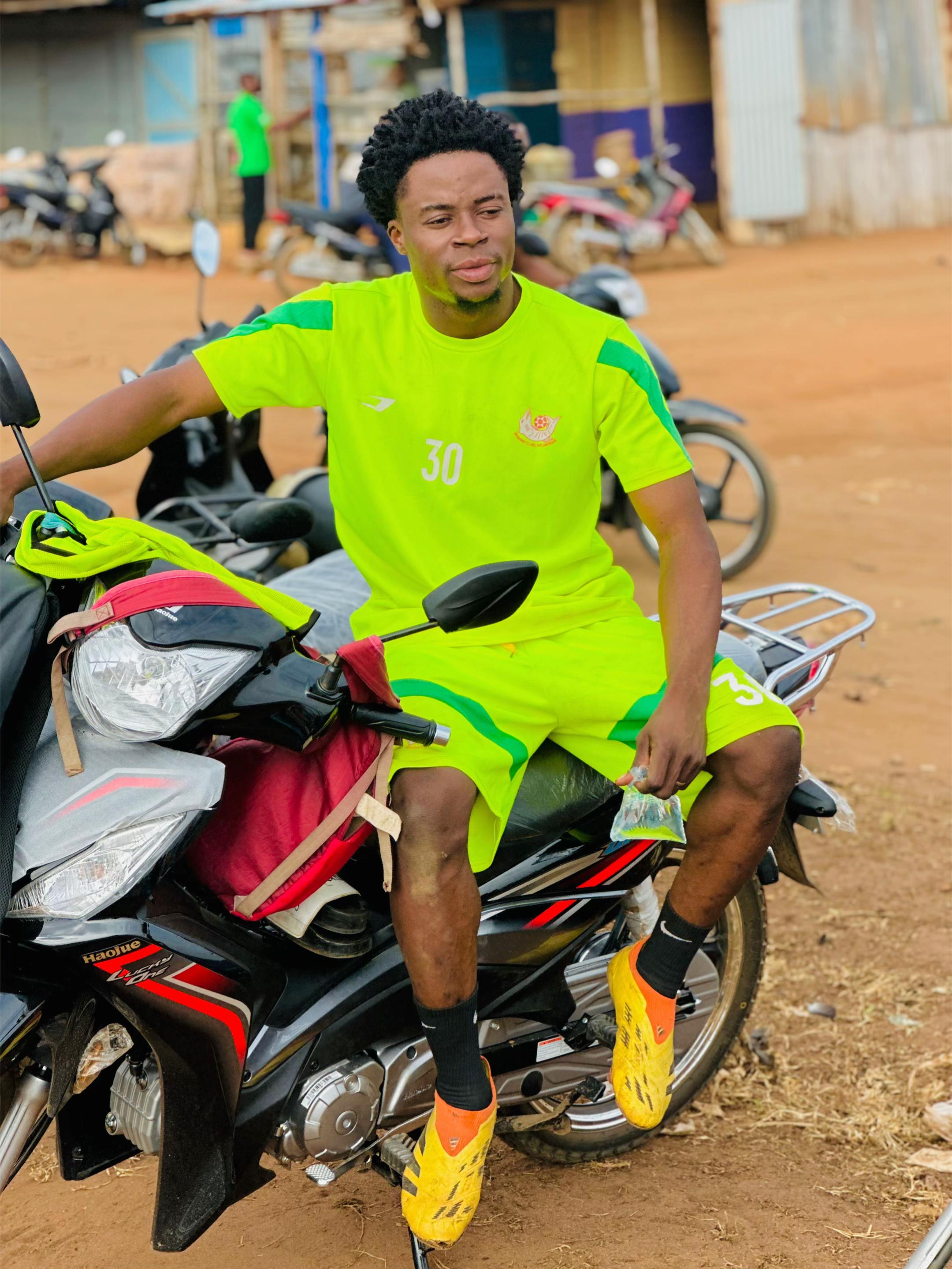 @Abdoul baki 🧿