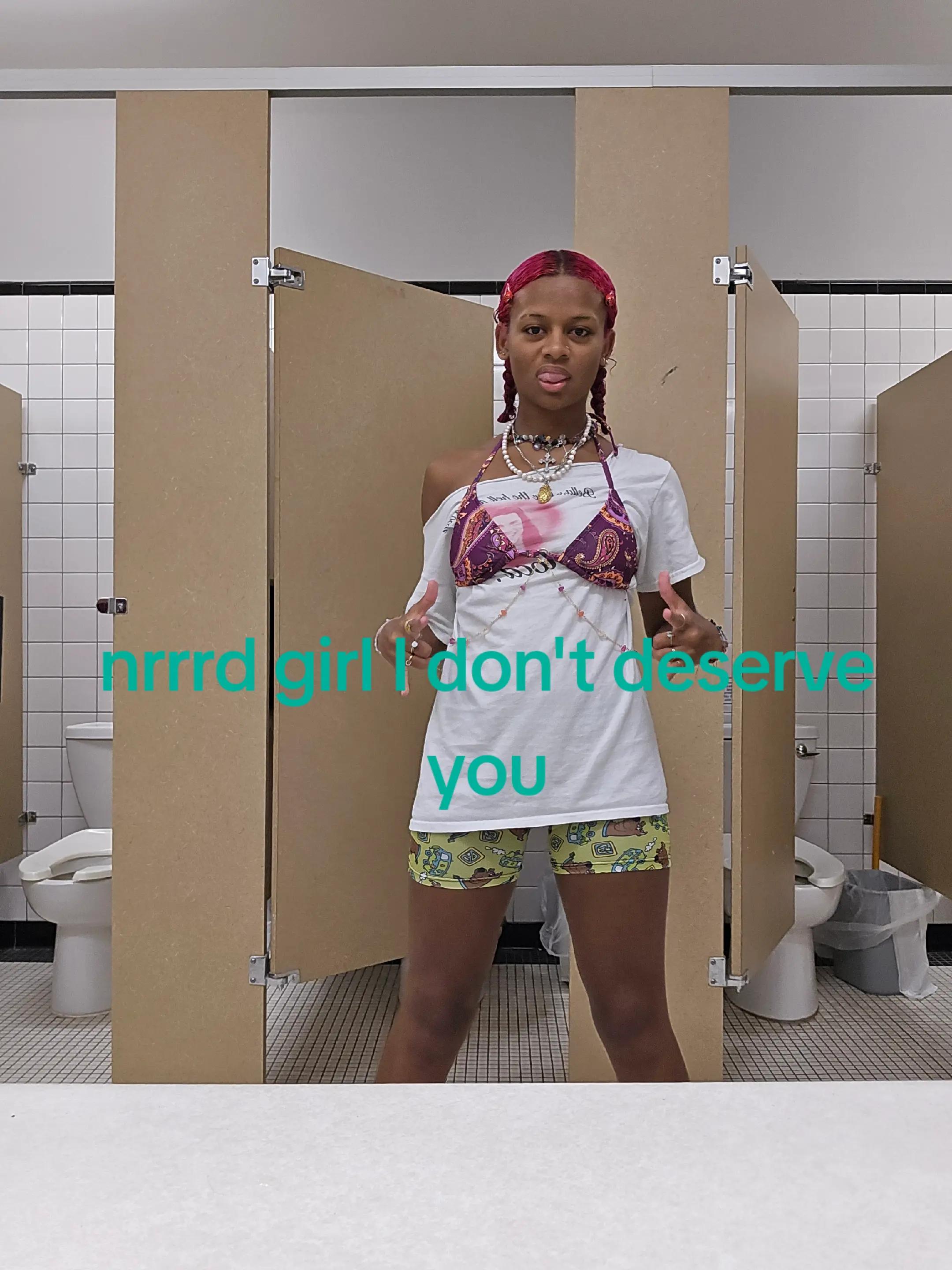 @chrislyn