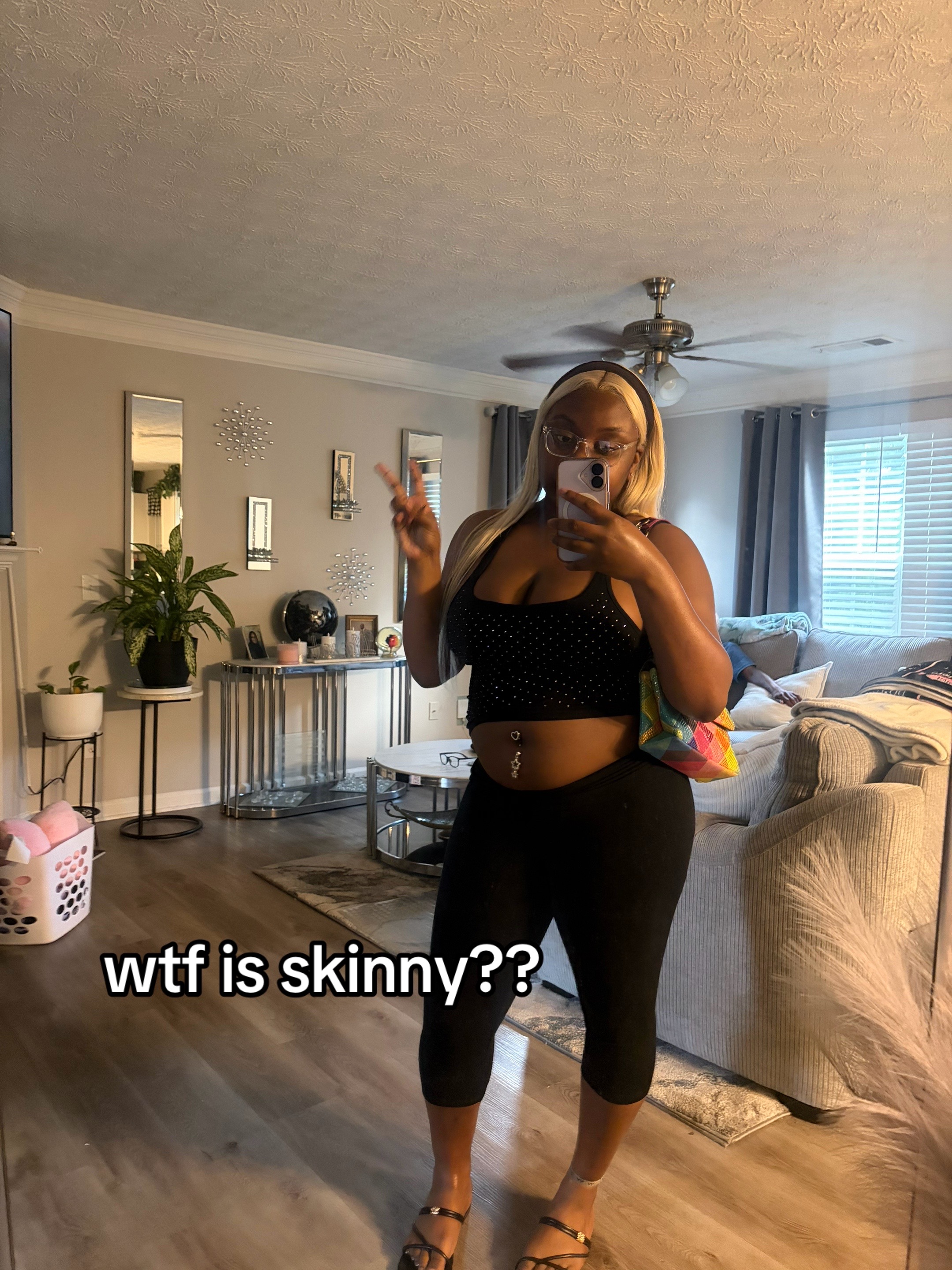 @houseoflaressia_