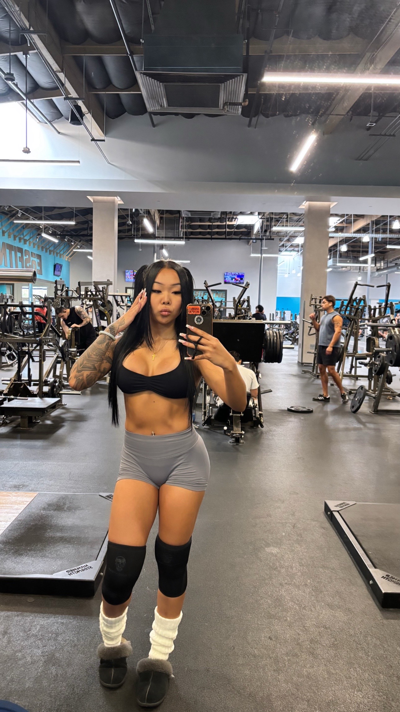 @lala