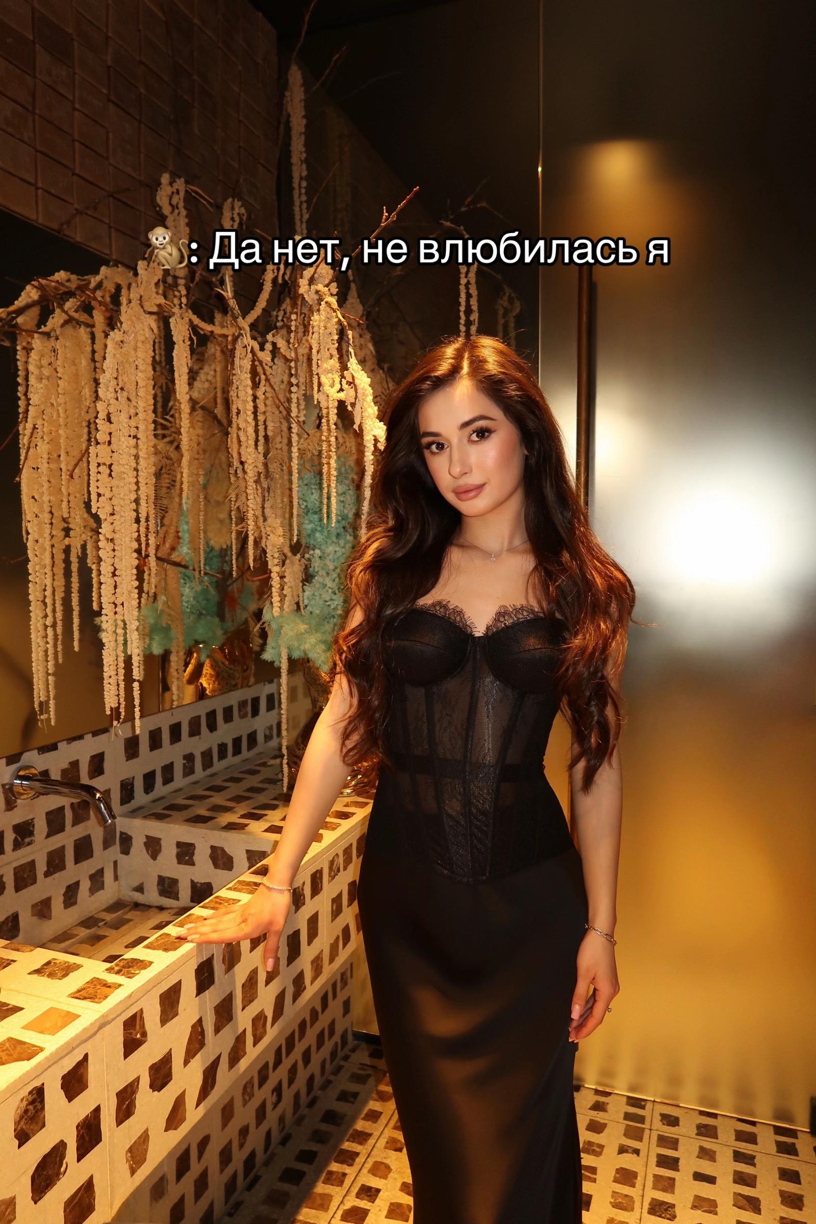 @𝐊.