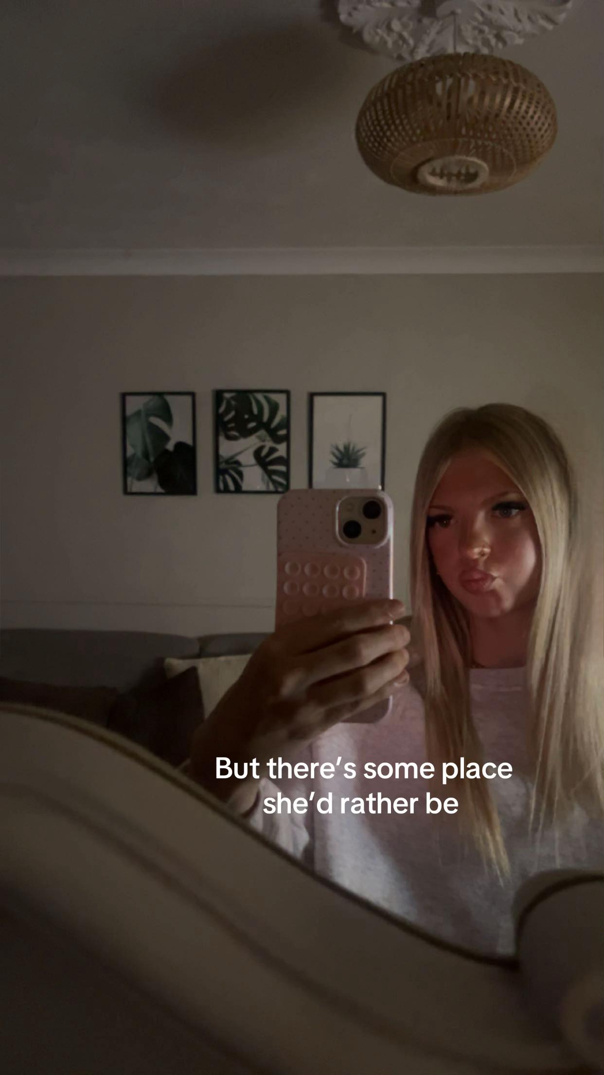 @lacey_betsy