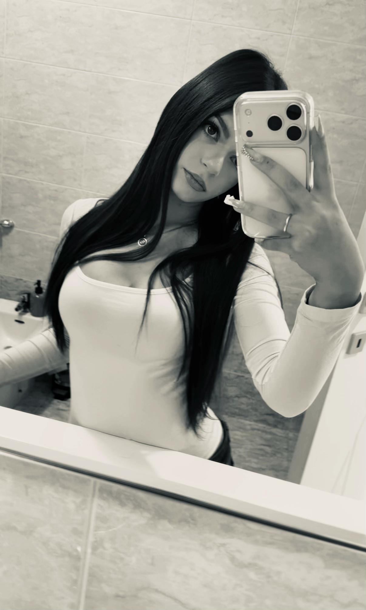 @saraa_hoxhaa_