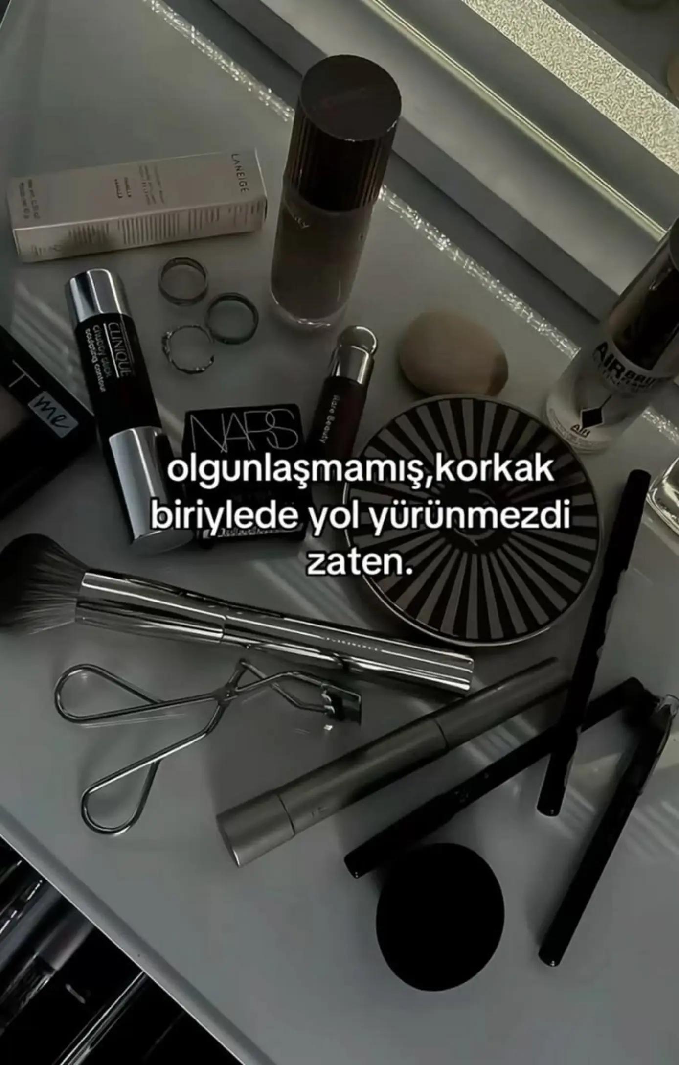 @Ceren_lyrics