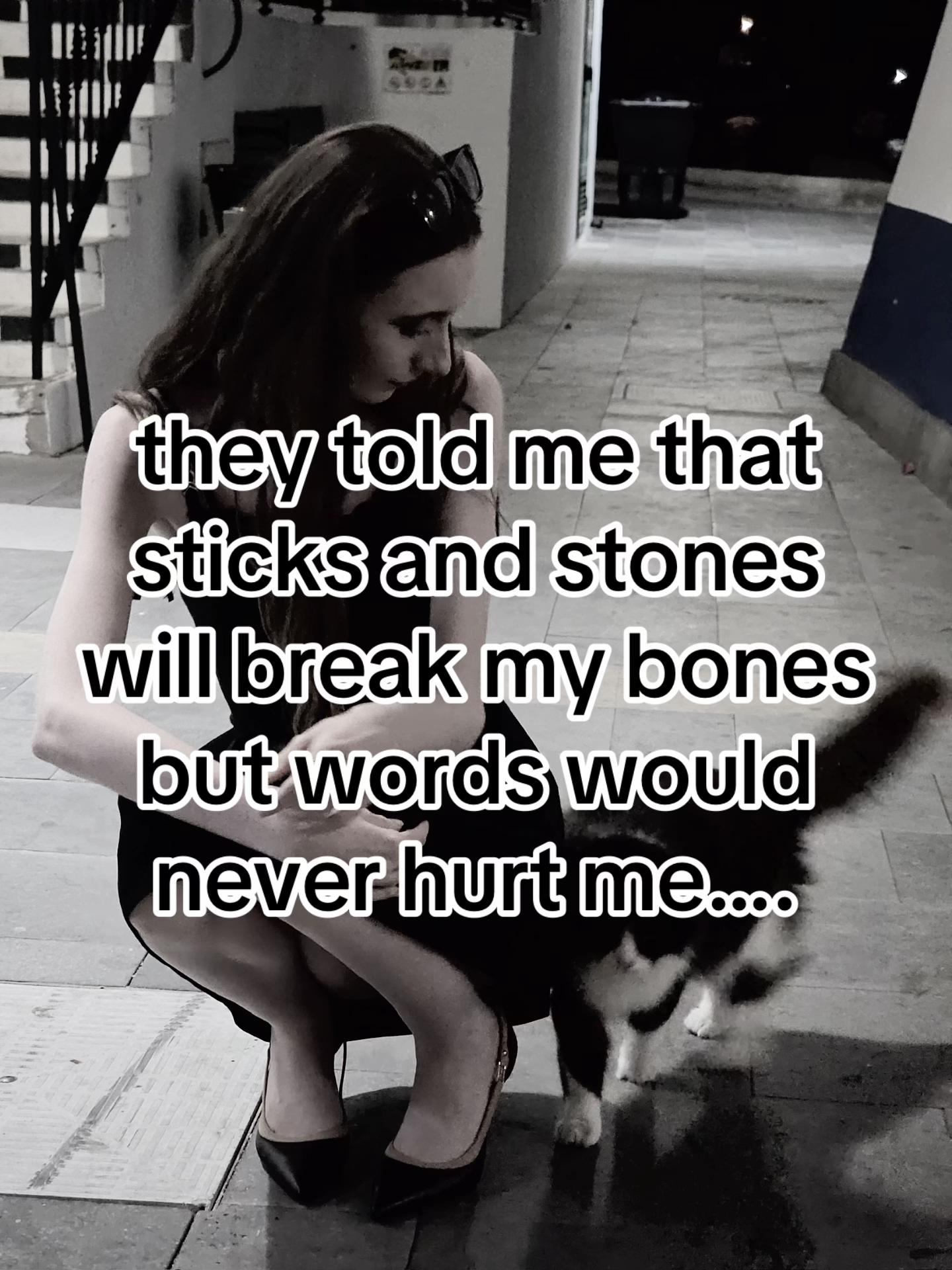 @𝐋☾𖦷