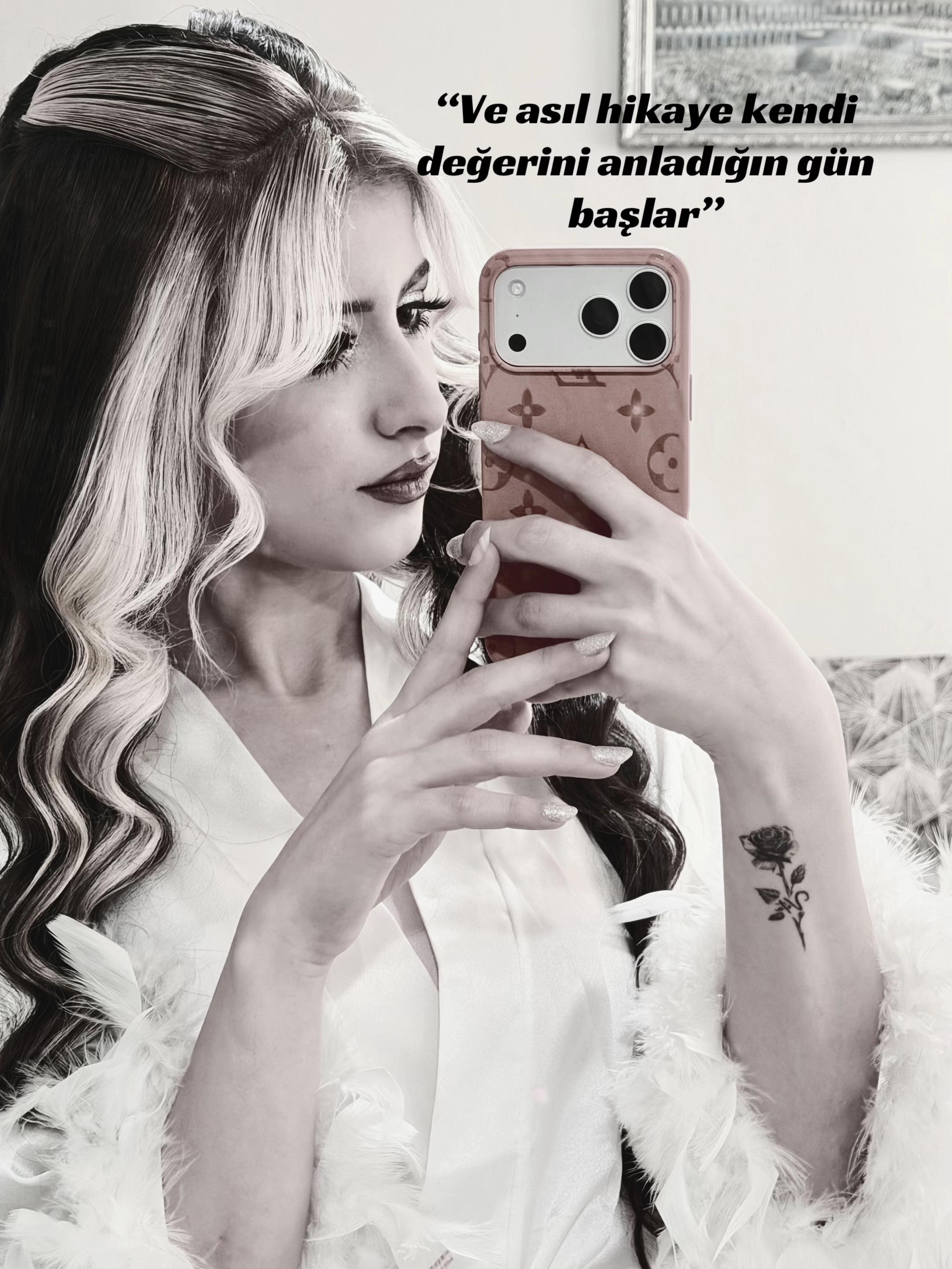 @Rolyana🎀