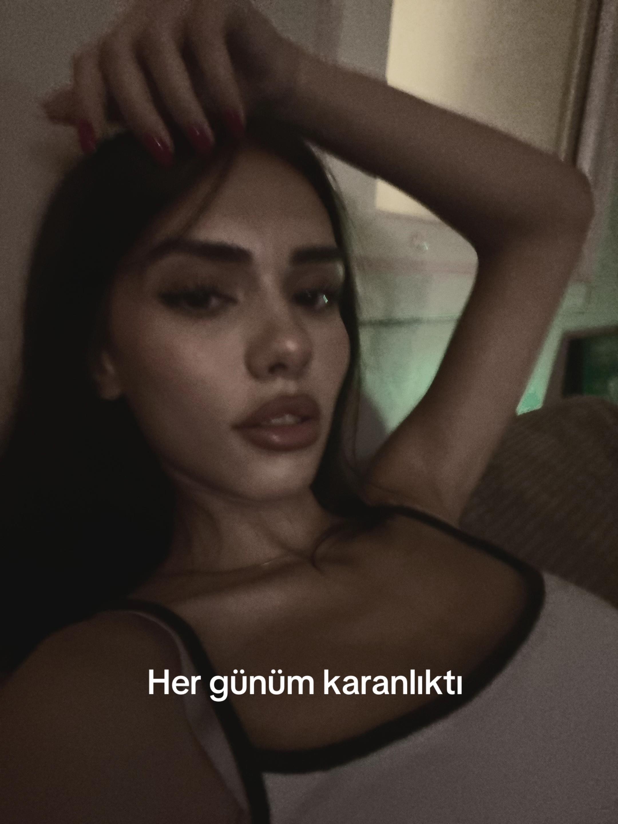 @Mina Çalışkan