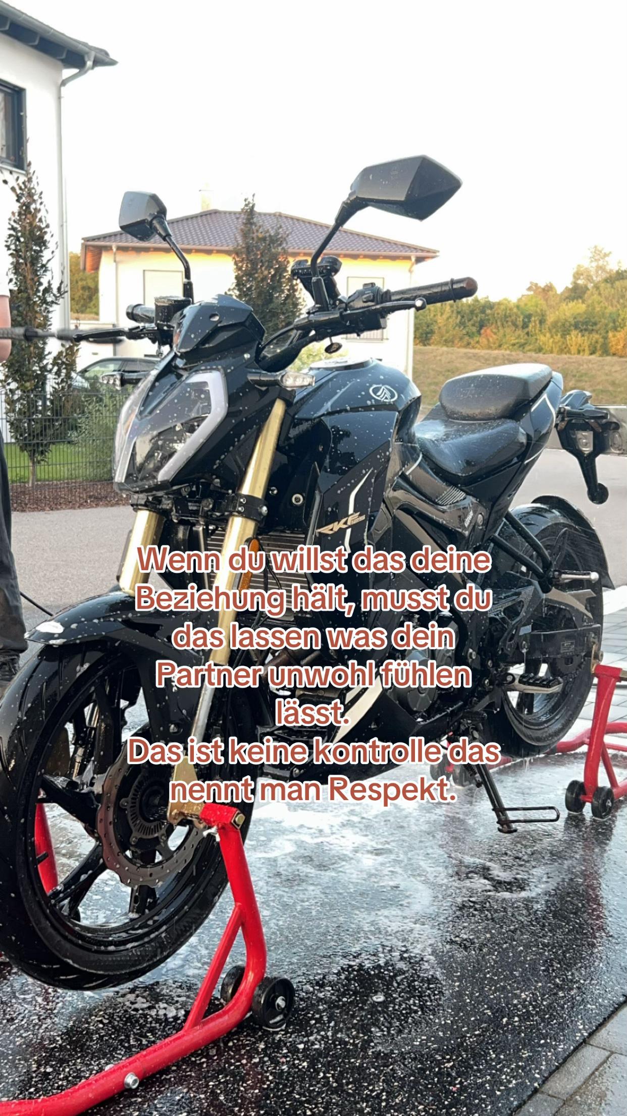 @moto_lou.rkf