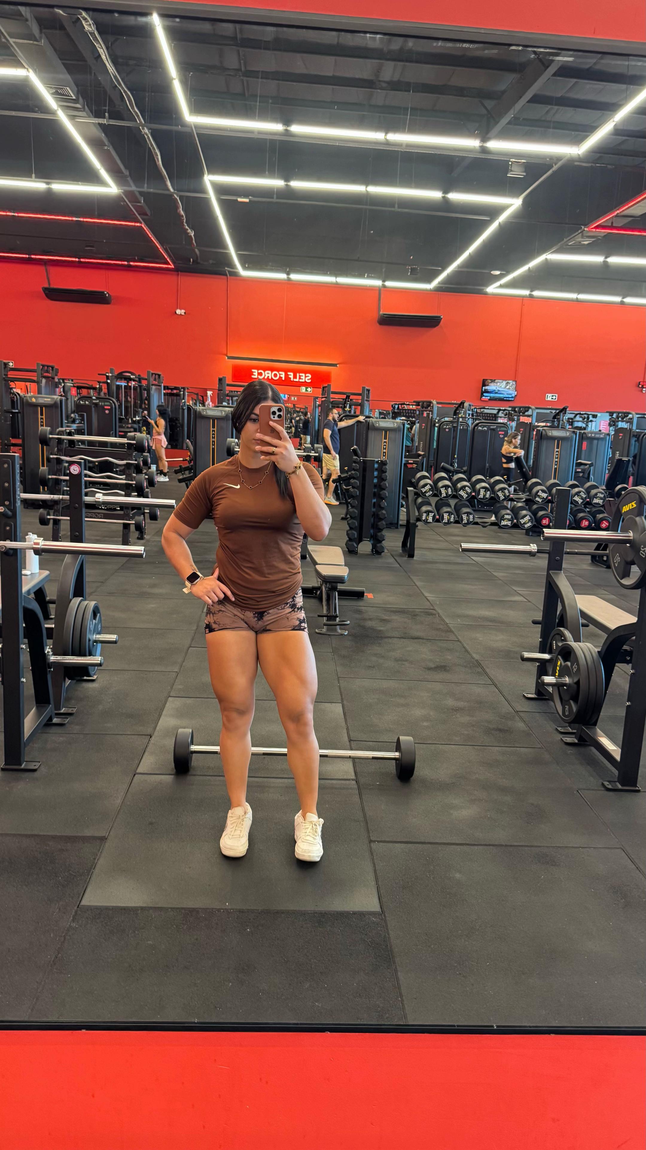 @Larissa Hyrlana
