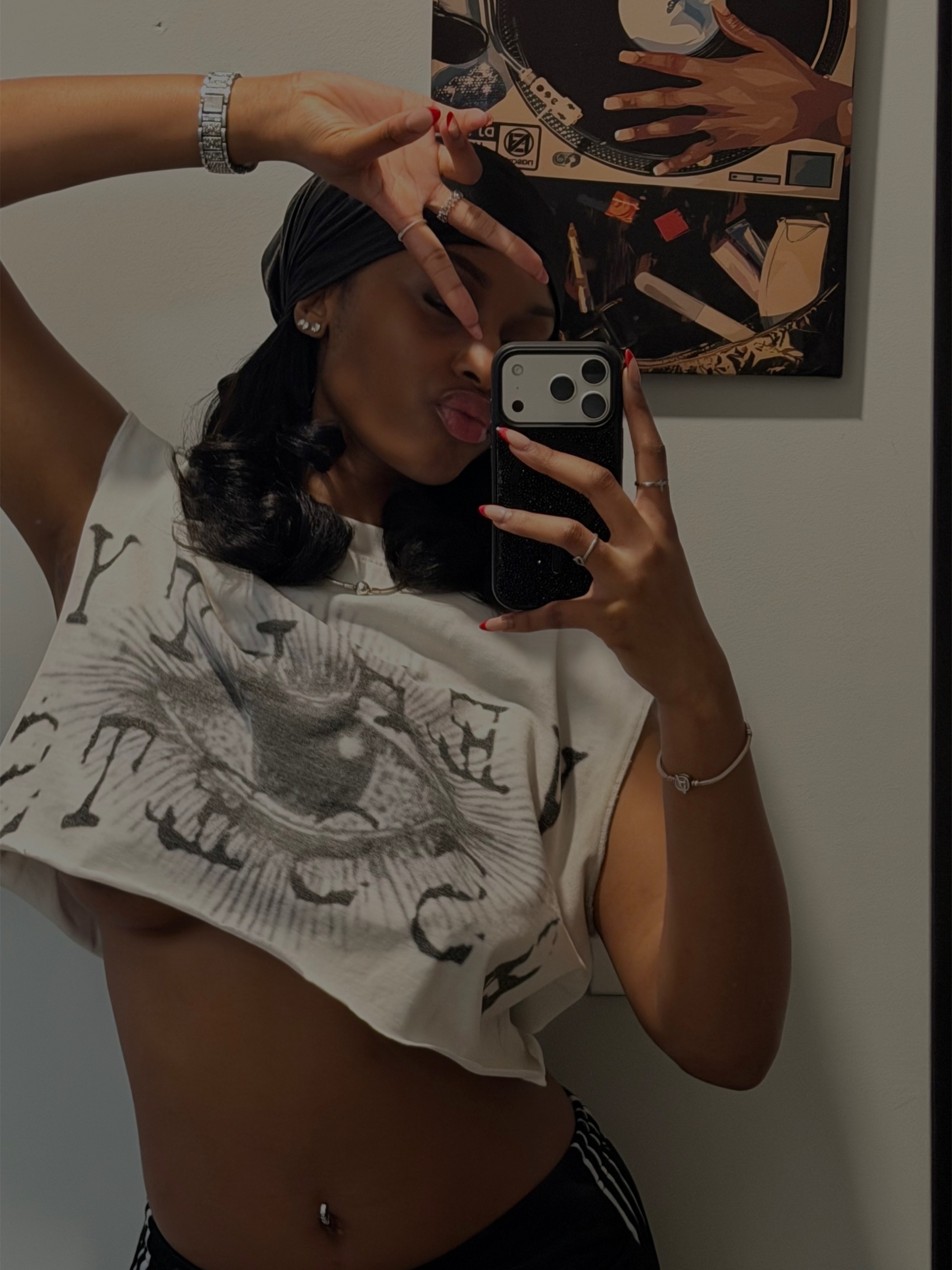 @✰