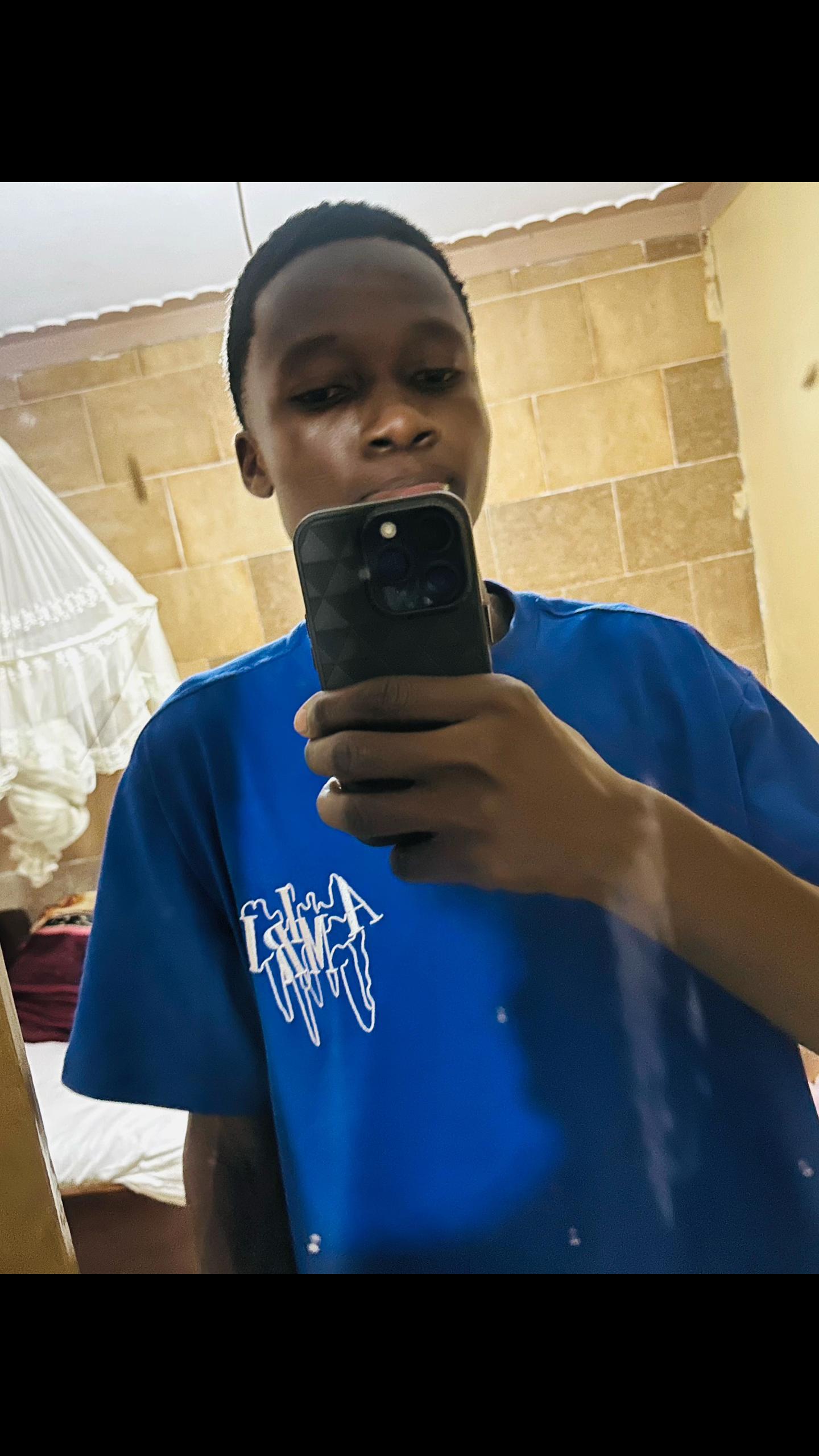 @💥C.E.O🦋APEX METAL WORKS🇺🇬
