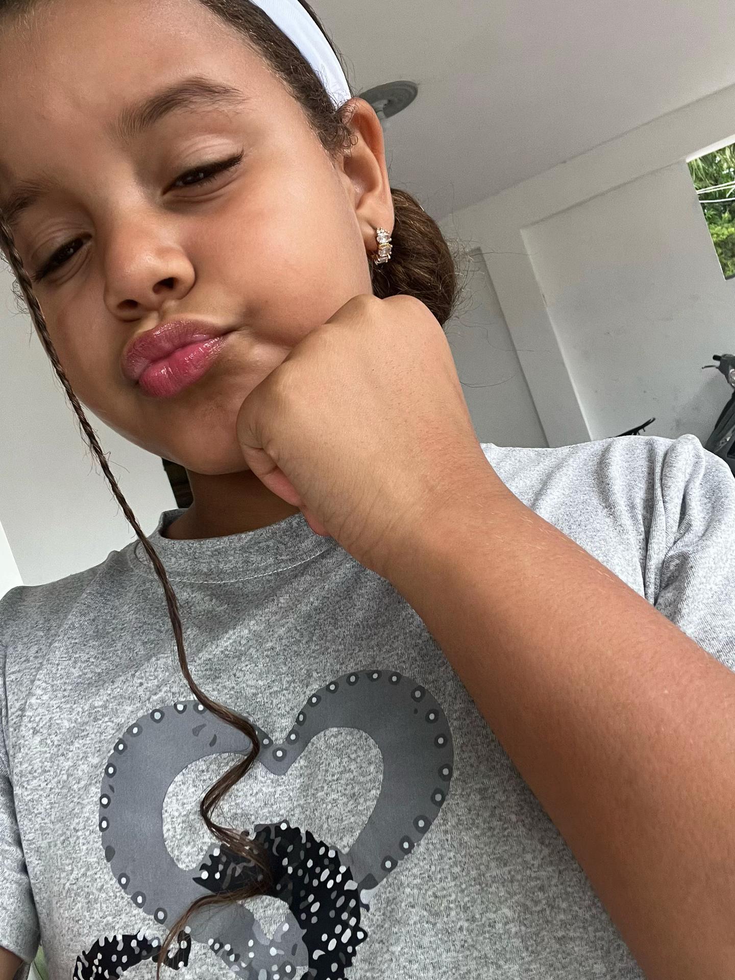@Alondra gomez💕