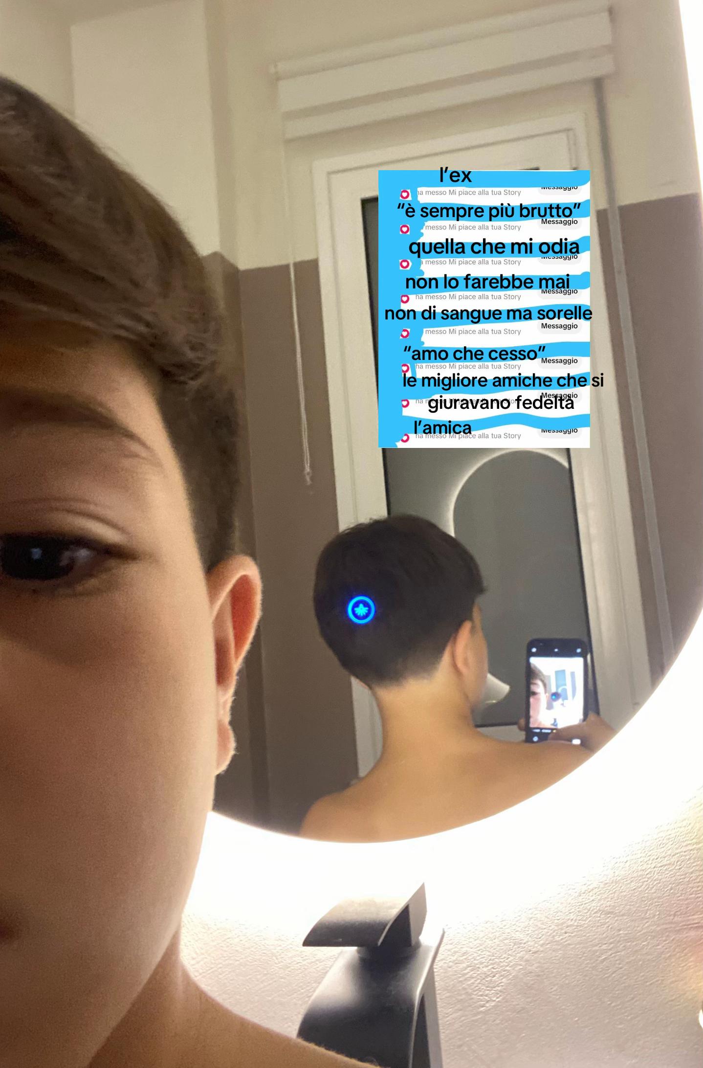 @🎭