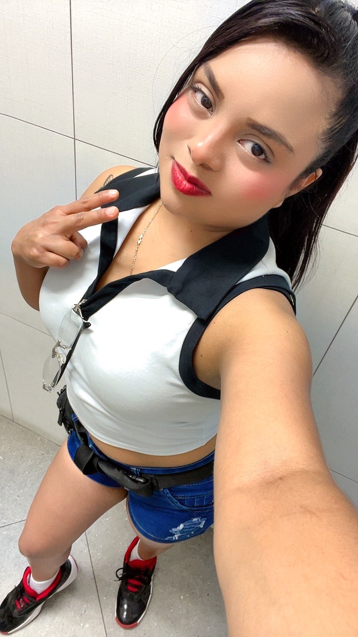 @yoliespinal