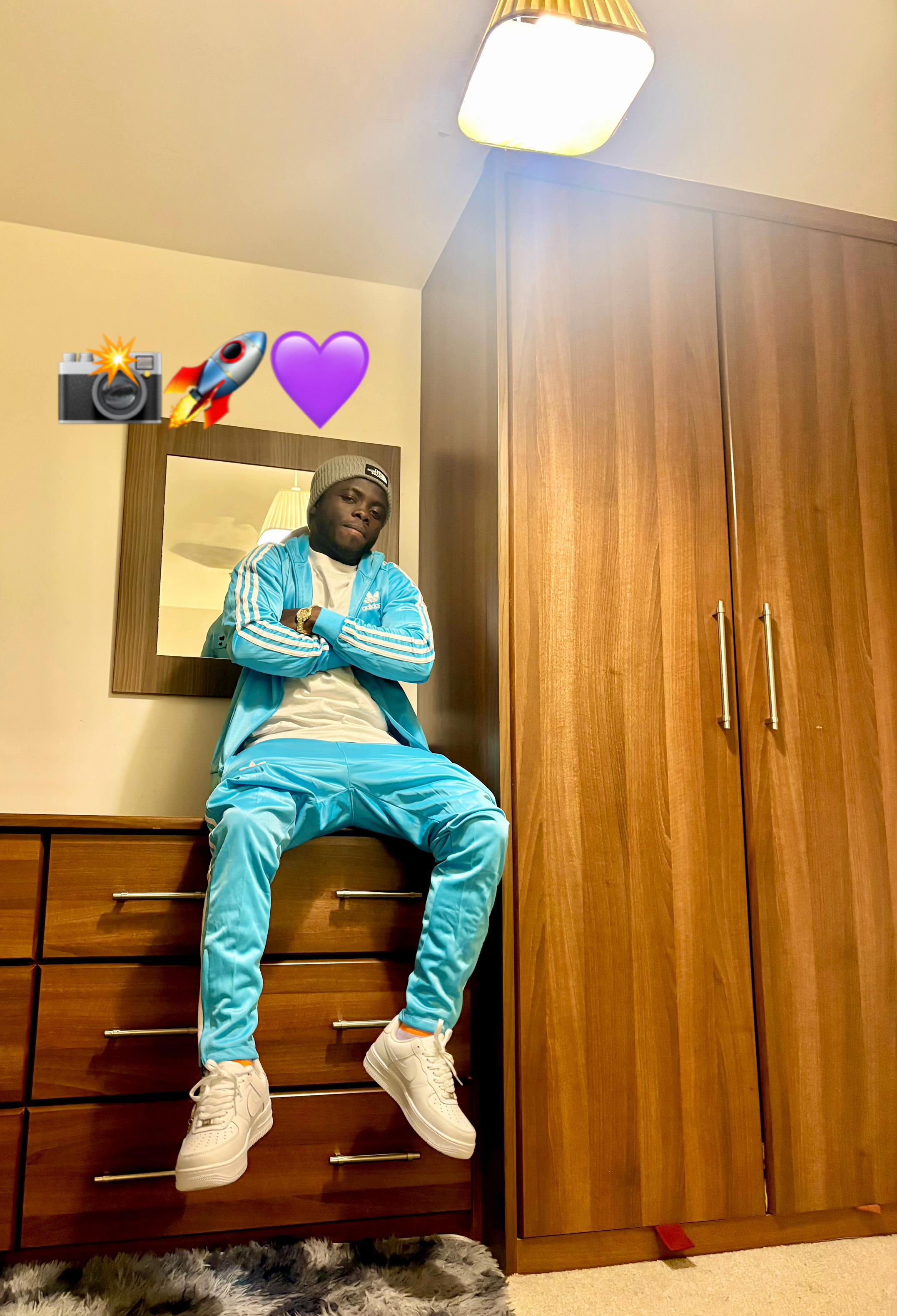 @🇬🇭ĶĨŹĨŤŒ🇬🇧🥷🏧