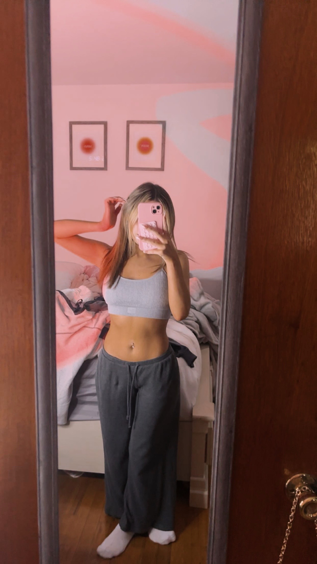 @skylar.