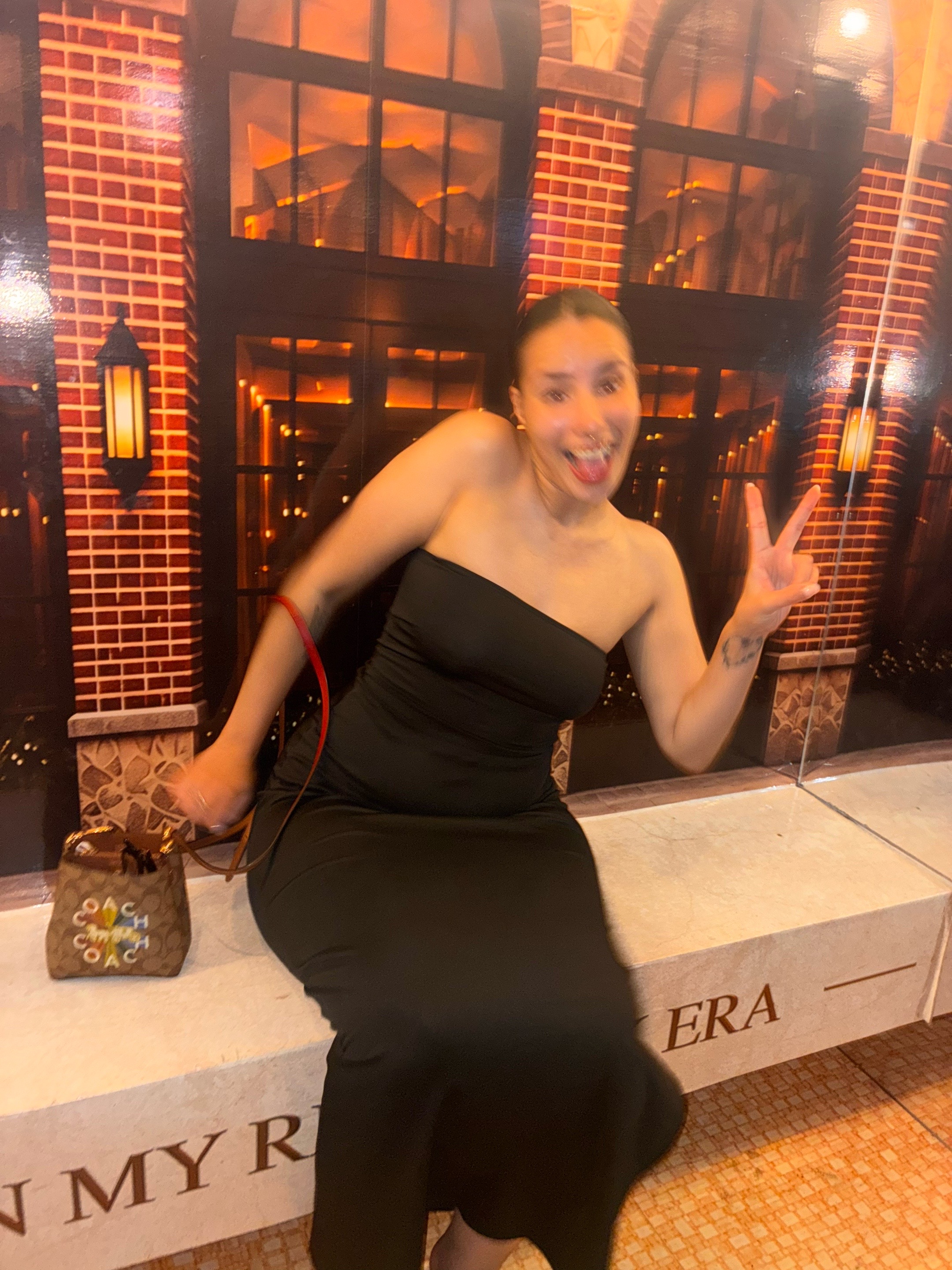@Tati✨