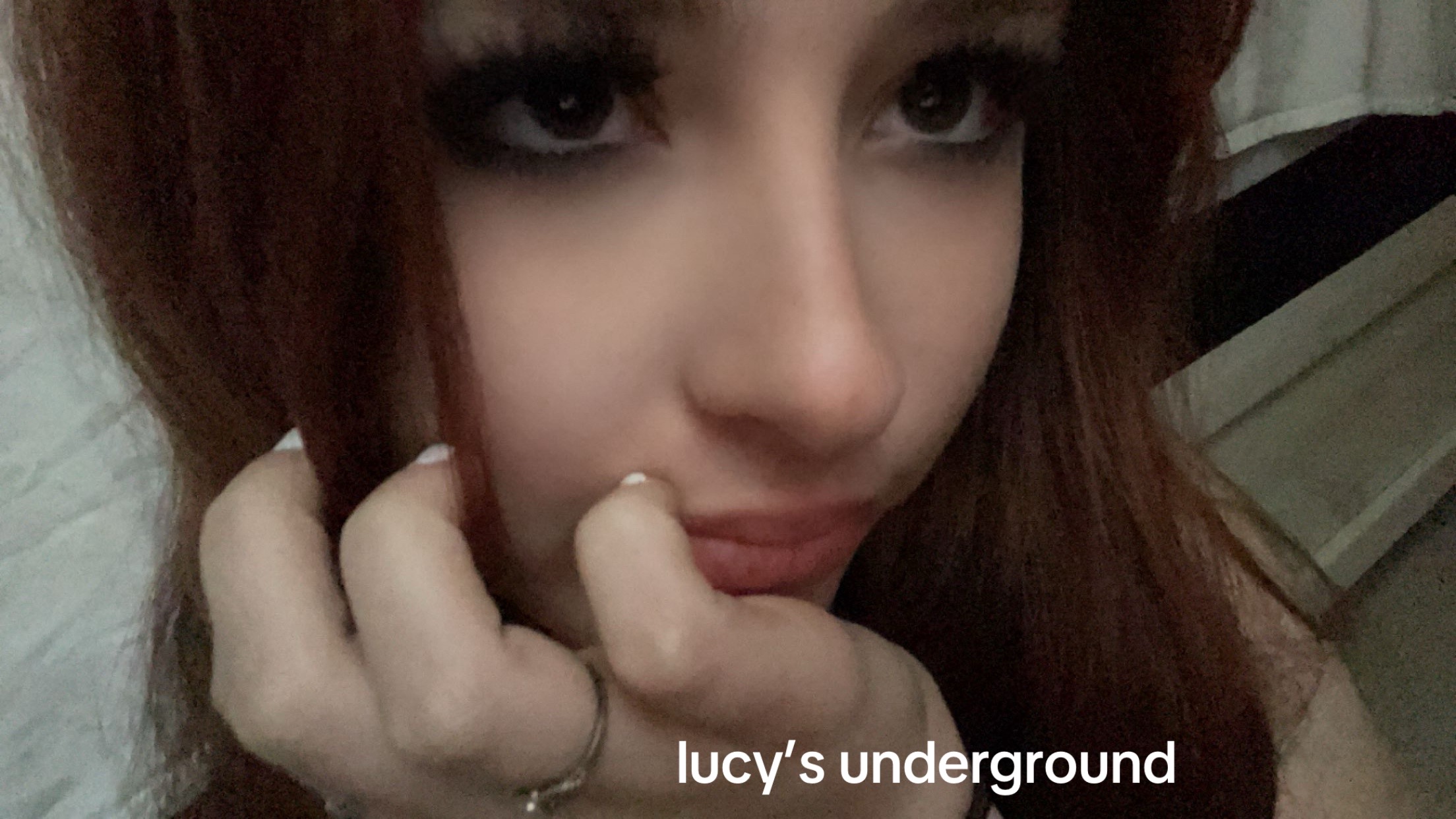 @Lyndsey Lou🦇