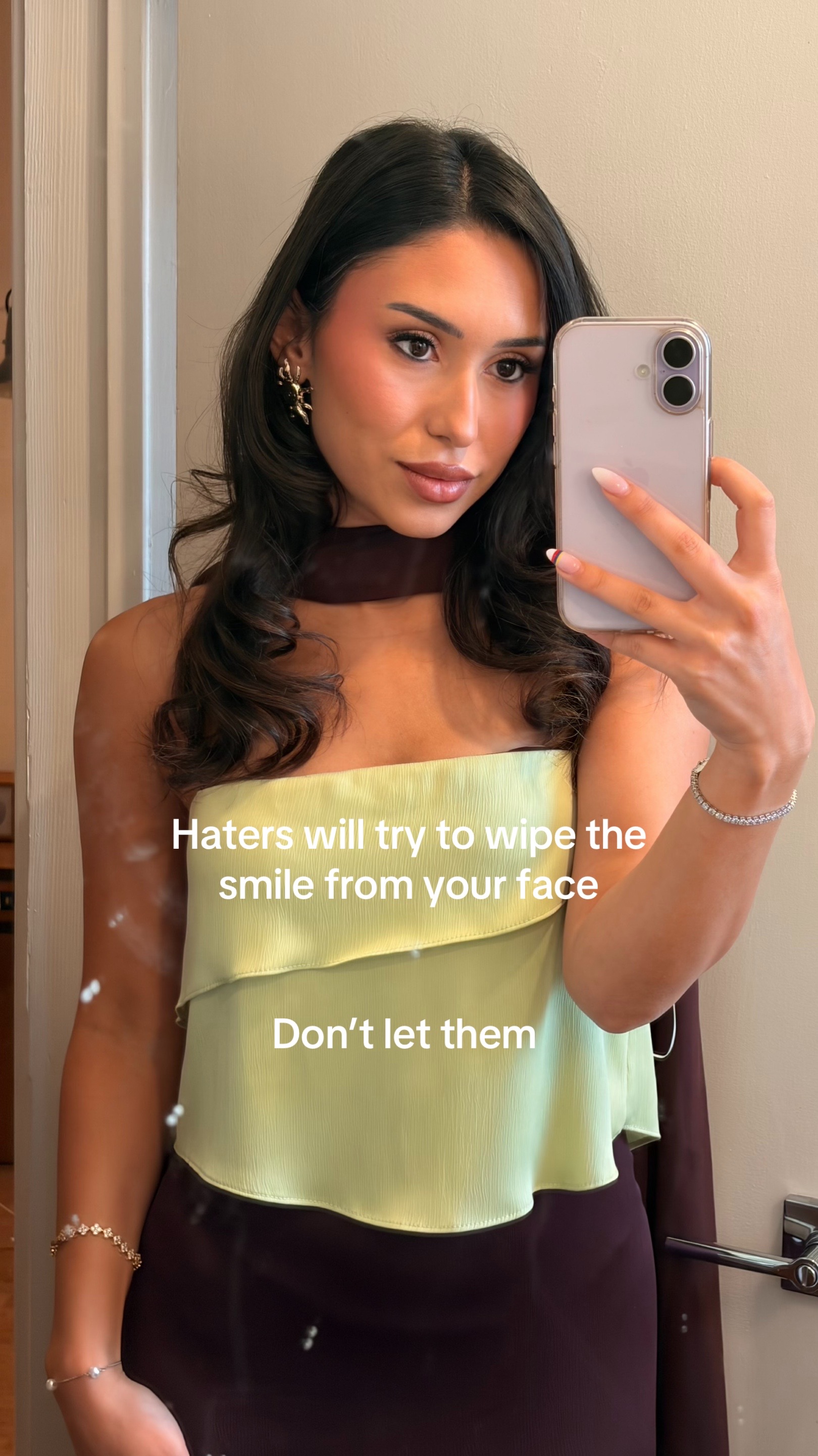 @Adriana🥀