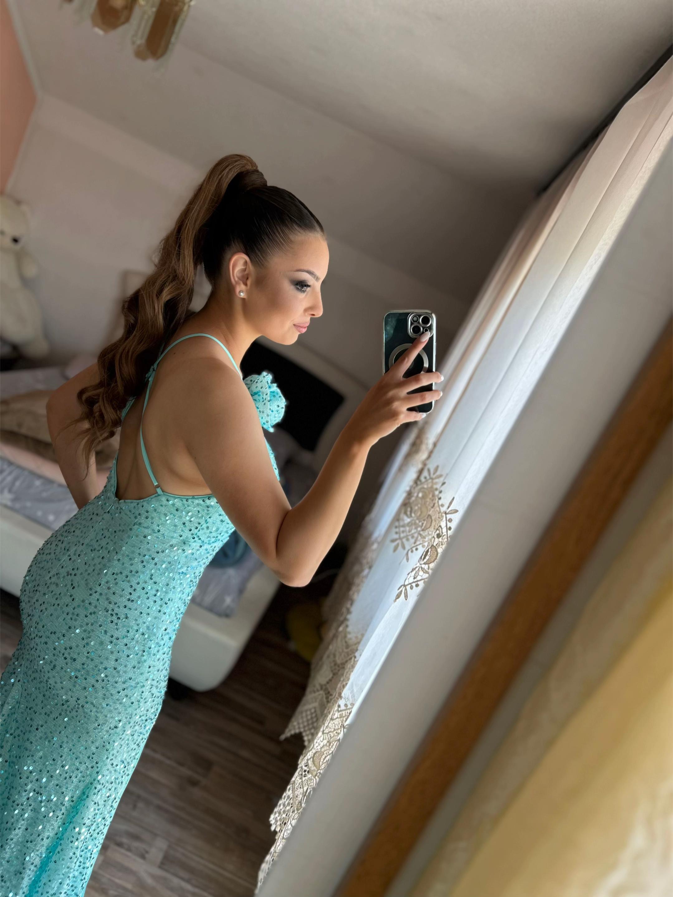 @_milanaa_markovicc_