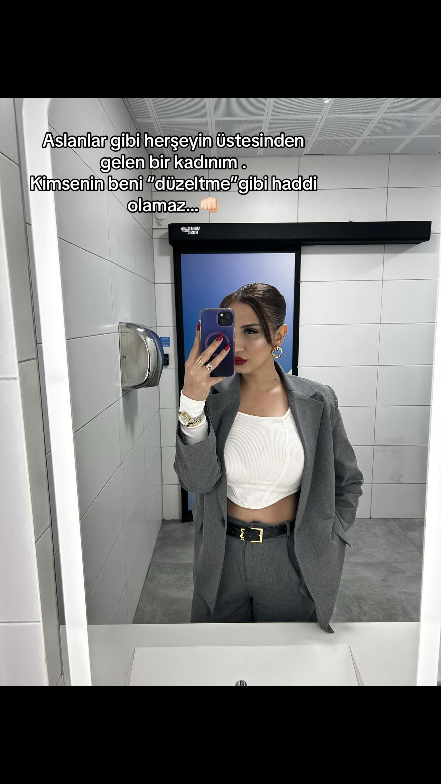 @Ayşe Özkan