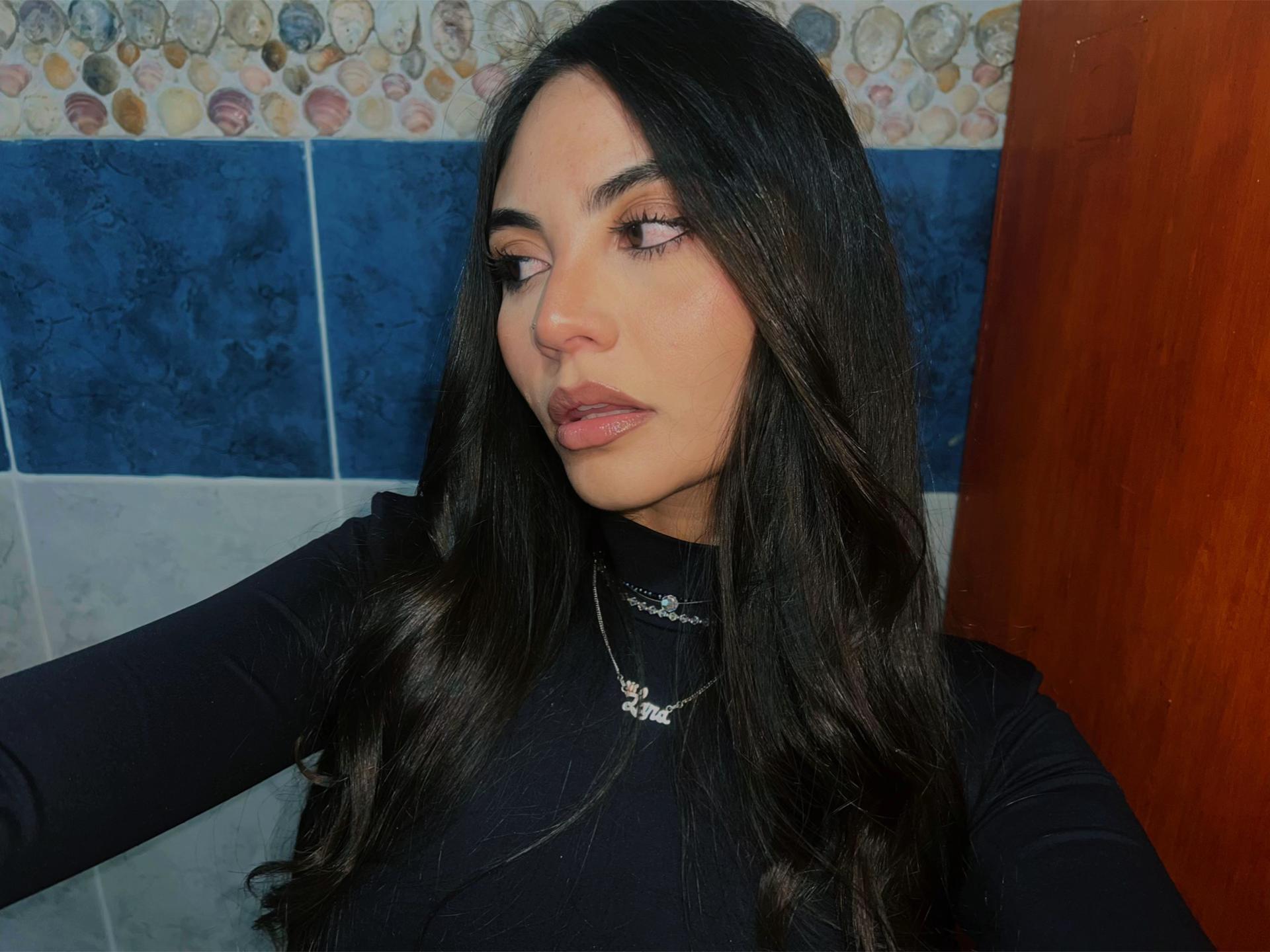 @Lara Lopez