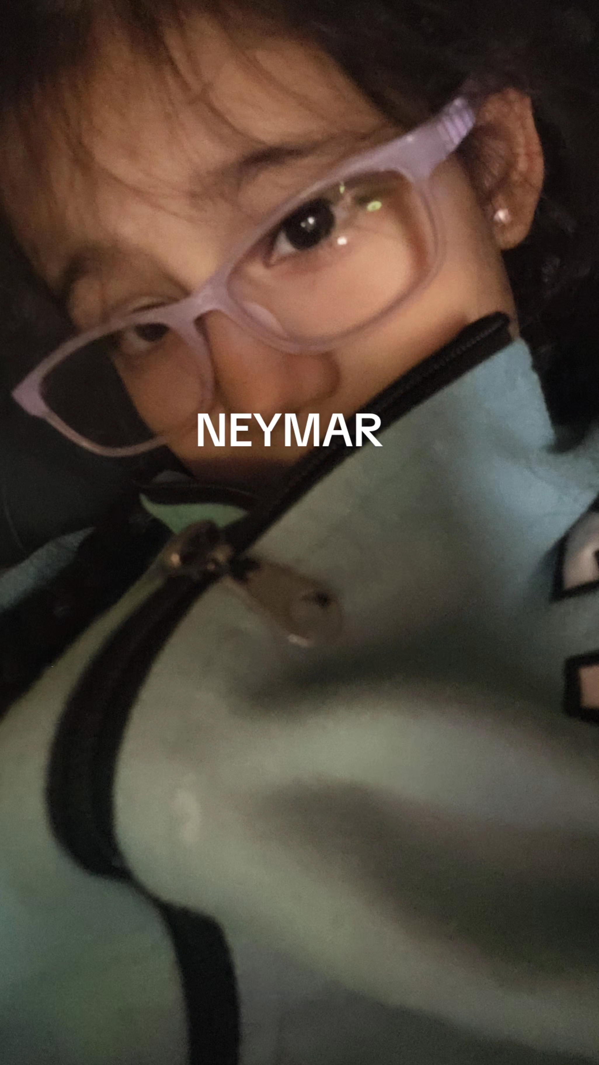 @️