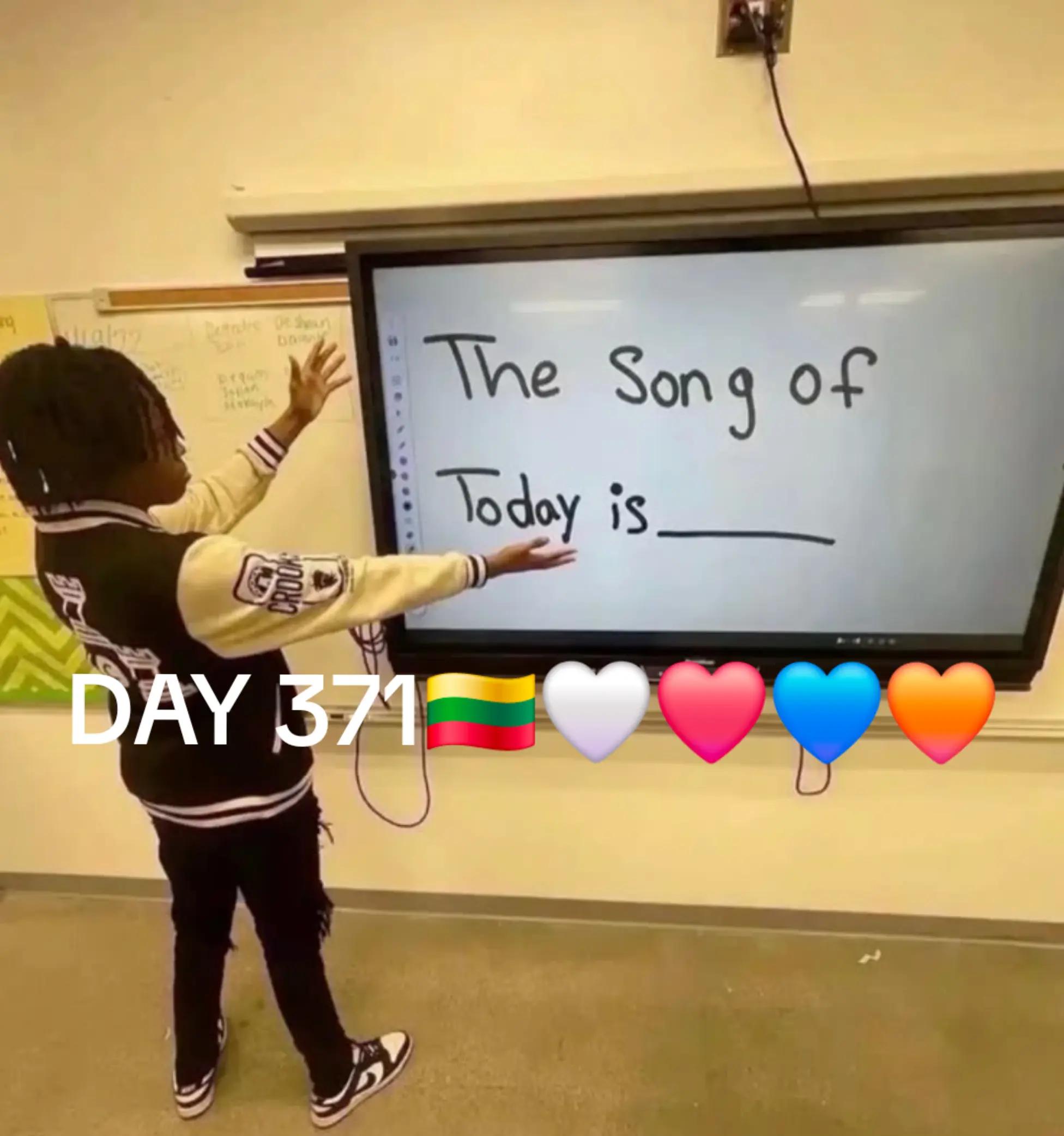 @ESC Eli🇩🇪🇬🇧🇨🇿
