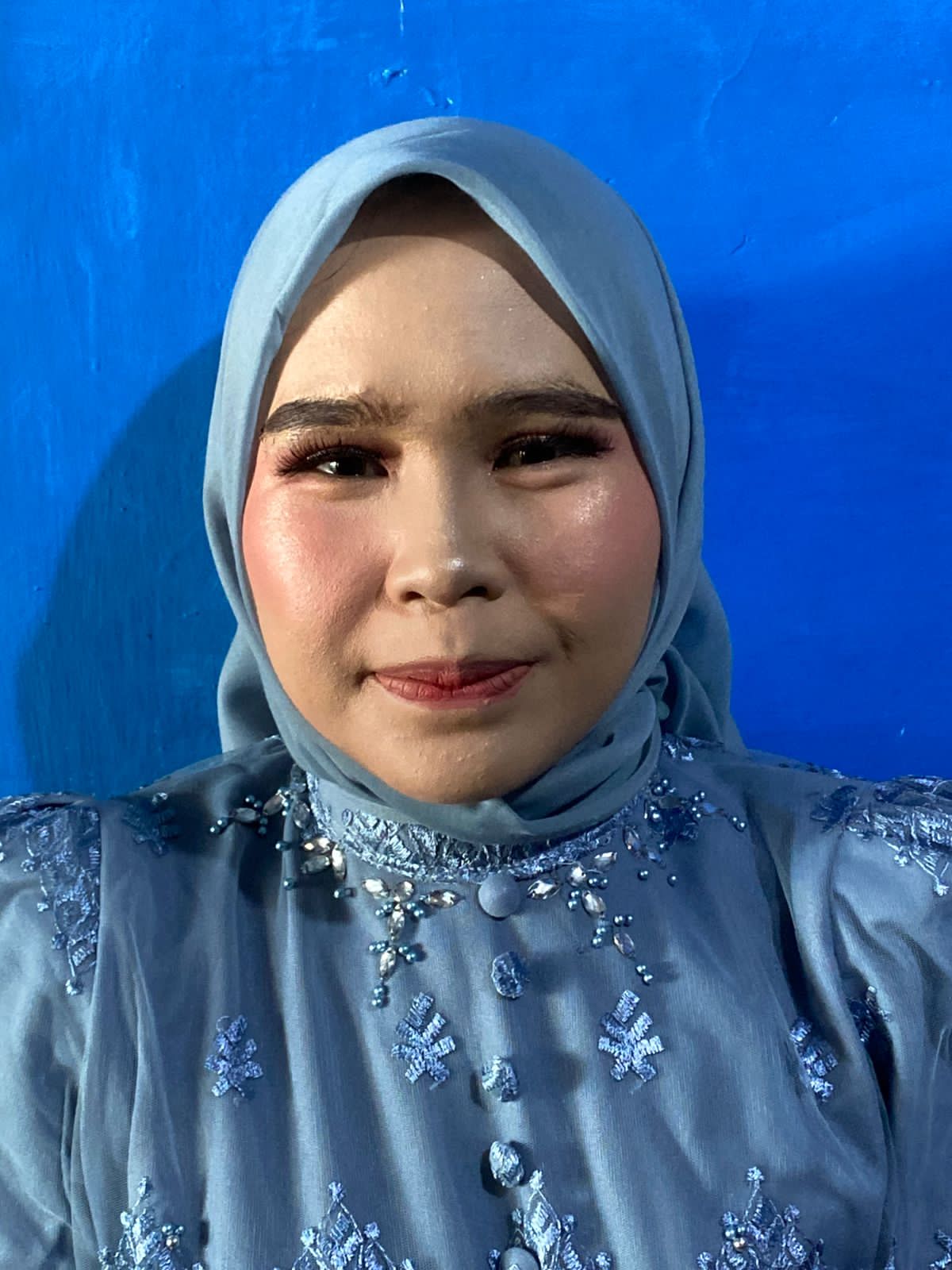 @makeupbymaulana