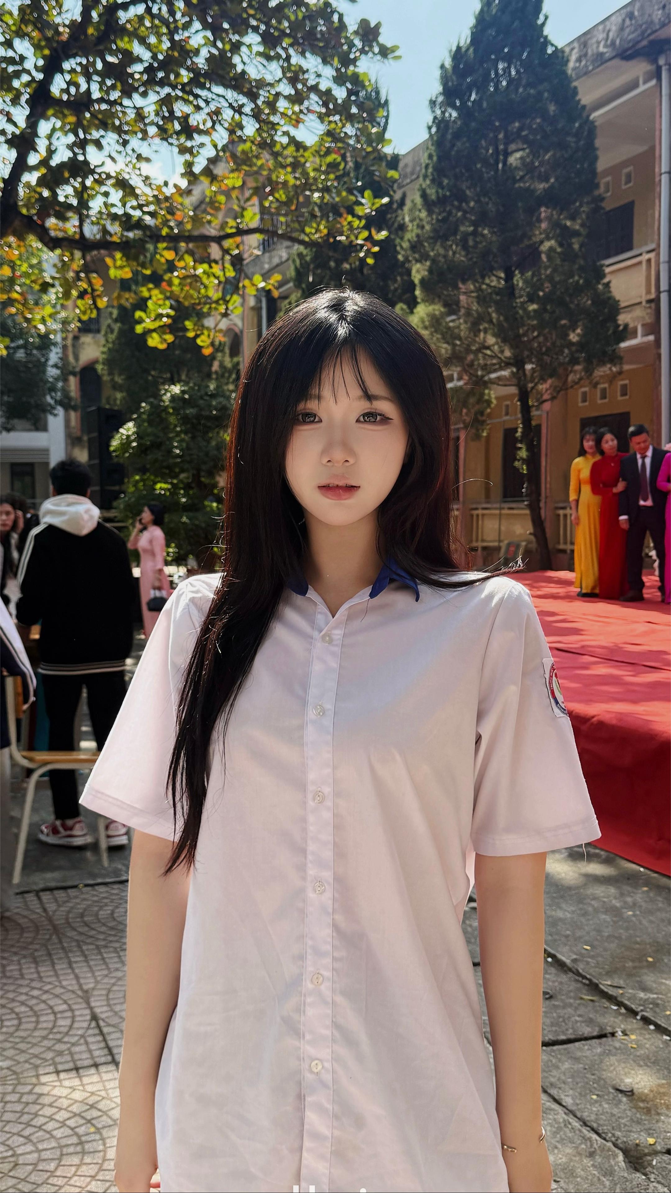 @Thảo vân lên xe anh!