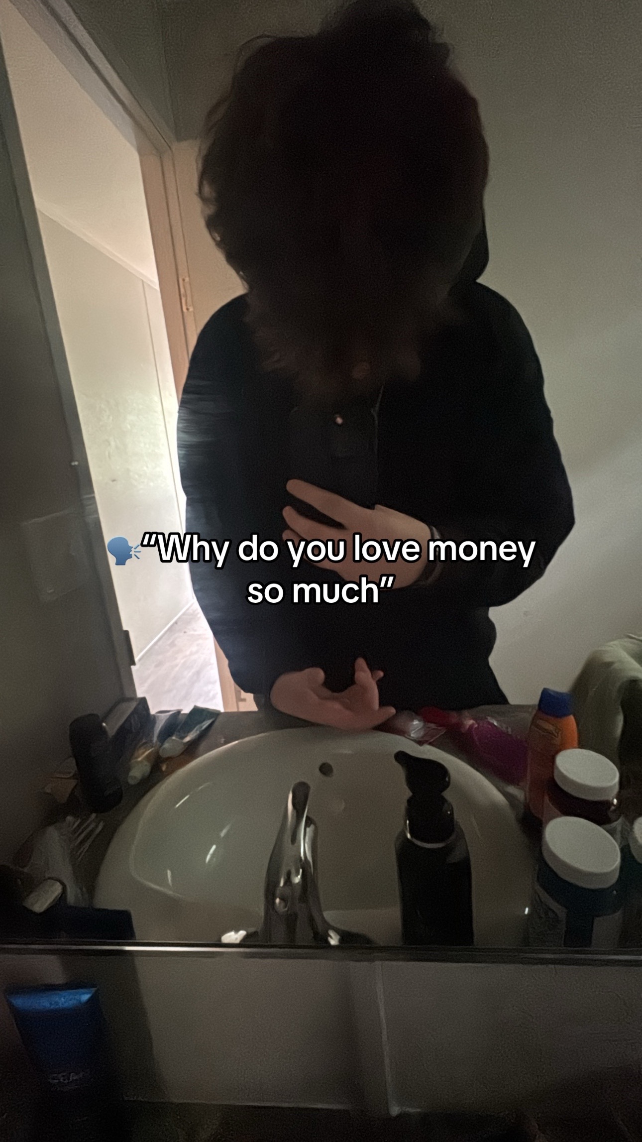 @⃟