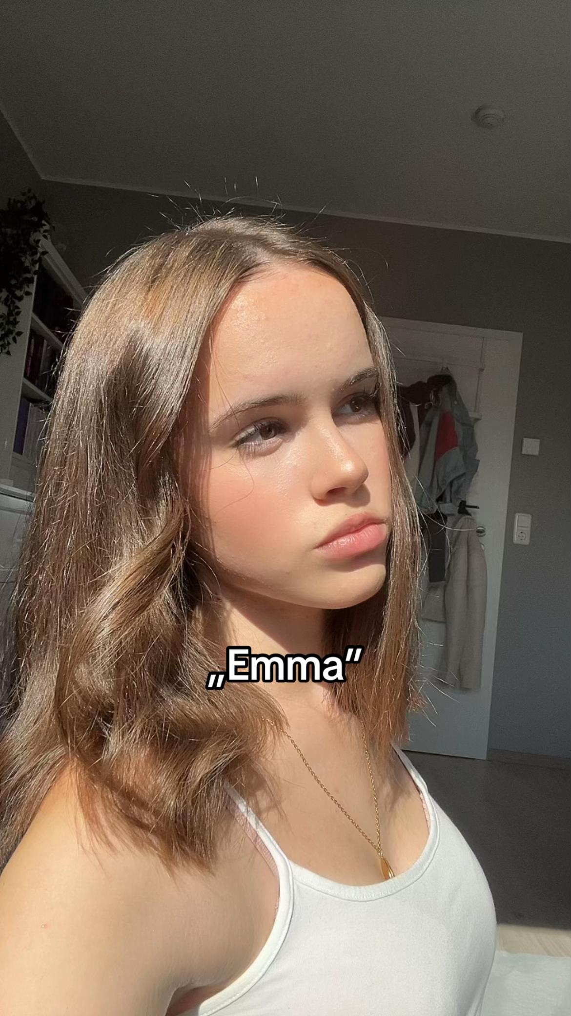 @Emma ᥫ᭡