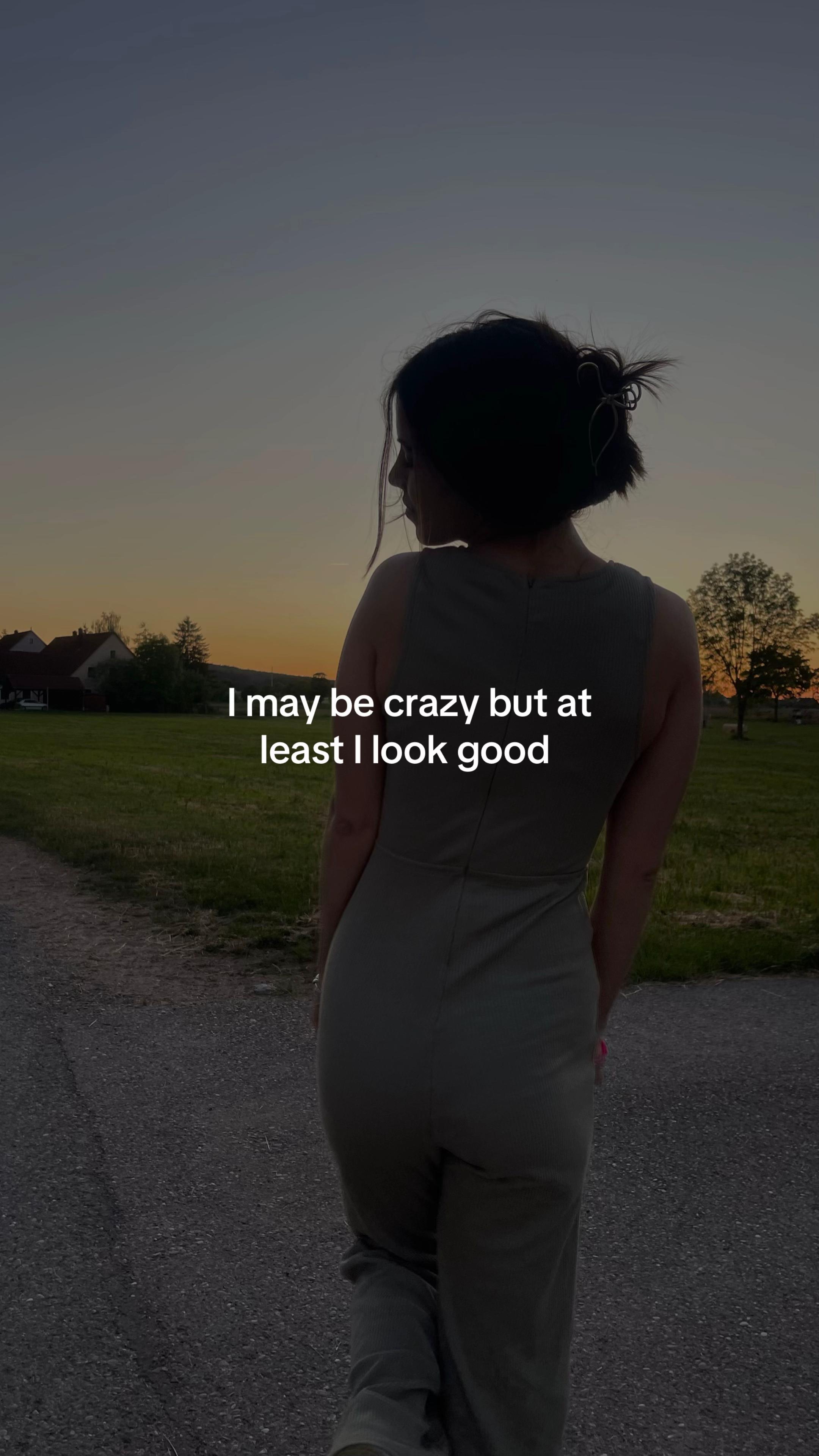 @𝓭𝓮𝓷𝓲💋