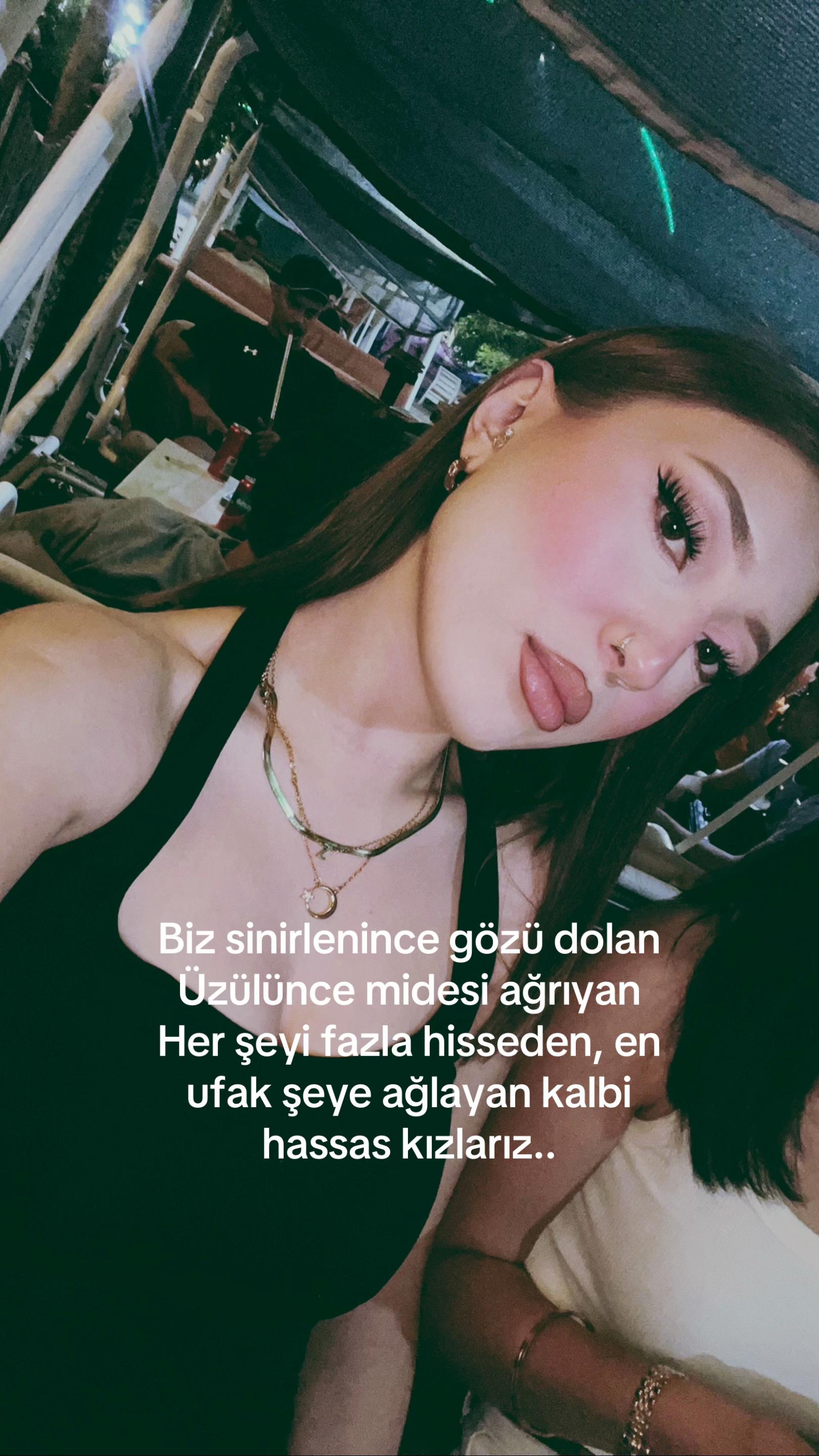 @𝑹𝒐𝒔𝒆𝒉𝒓𝒂 ✶