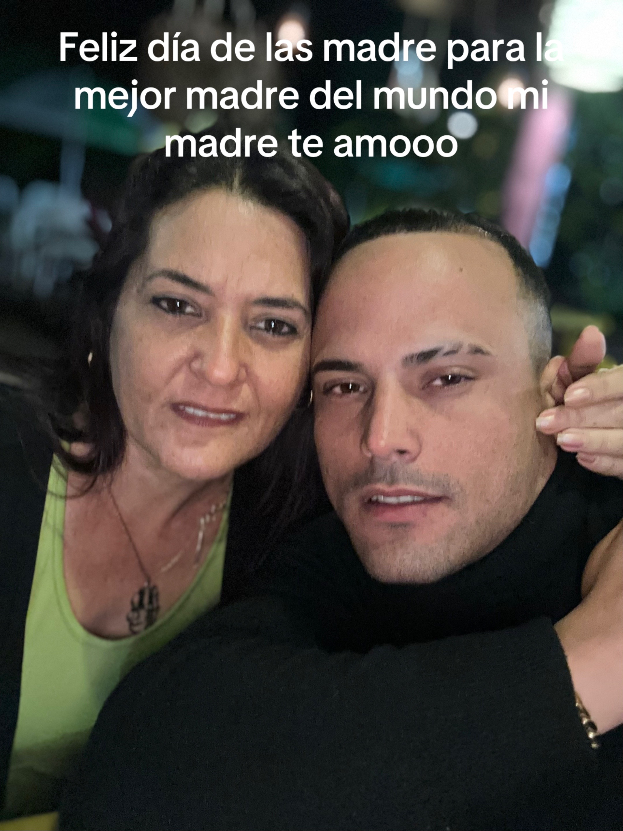 @Leandro González