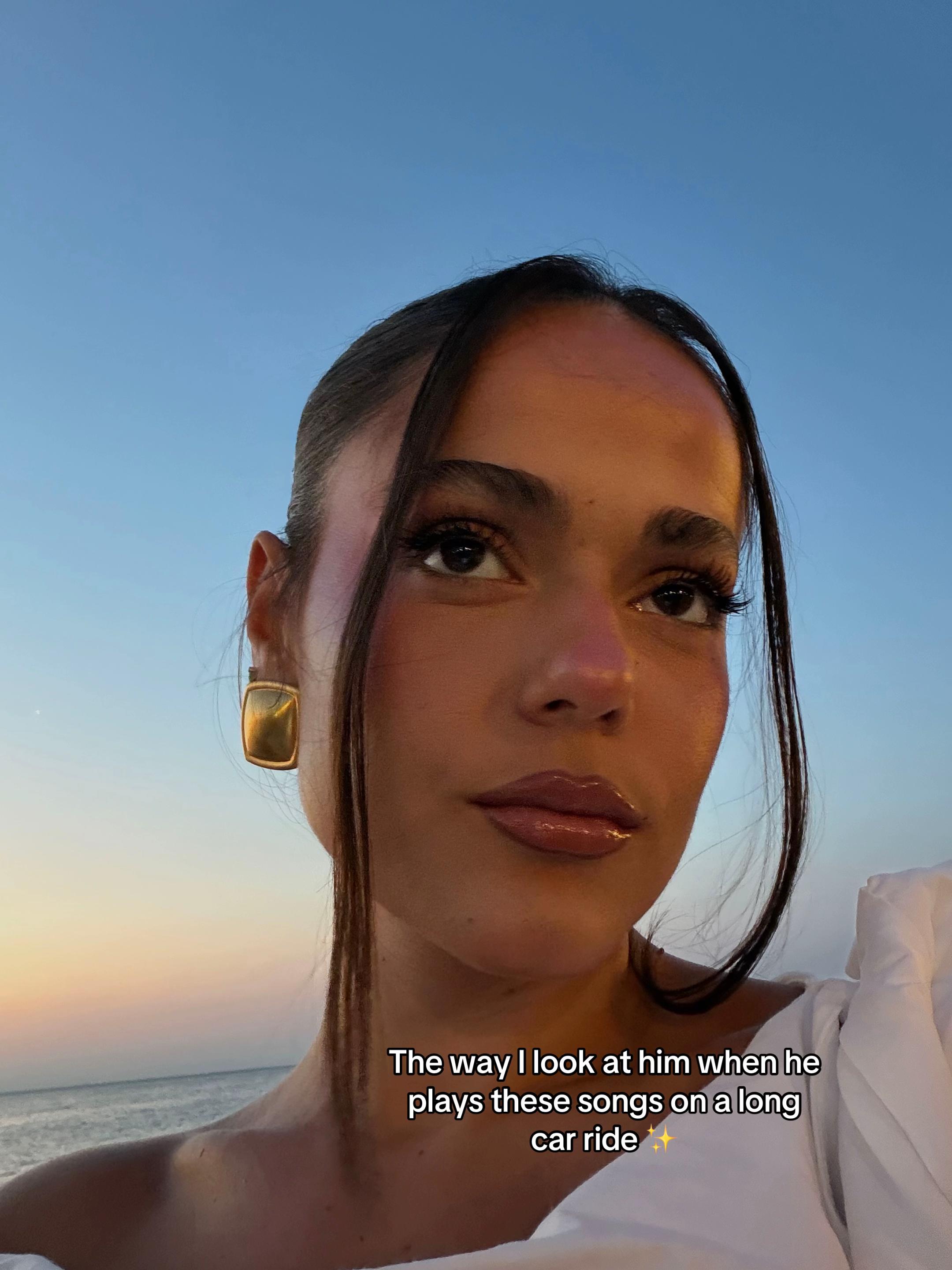 @𝒜𝓁𝓂𝑒𝒾𝒹𝒶