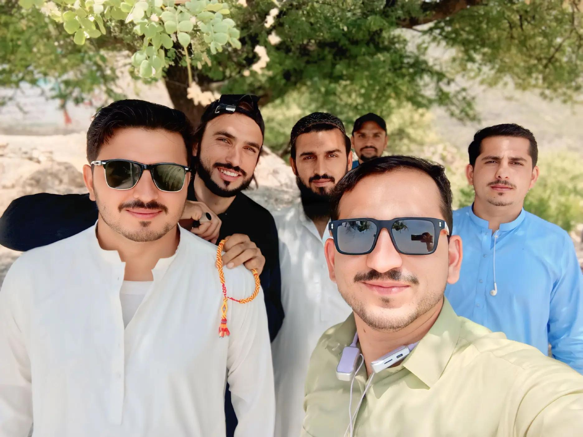 @BASIT KHAN SHENWARY 👑