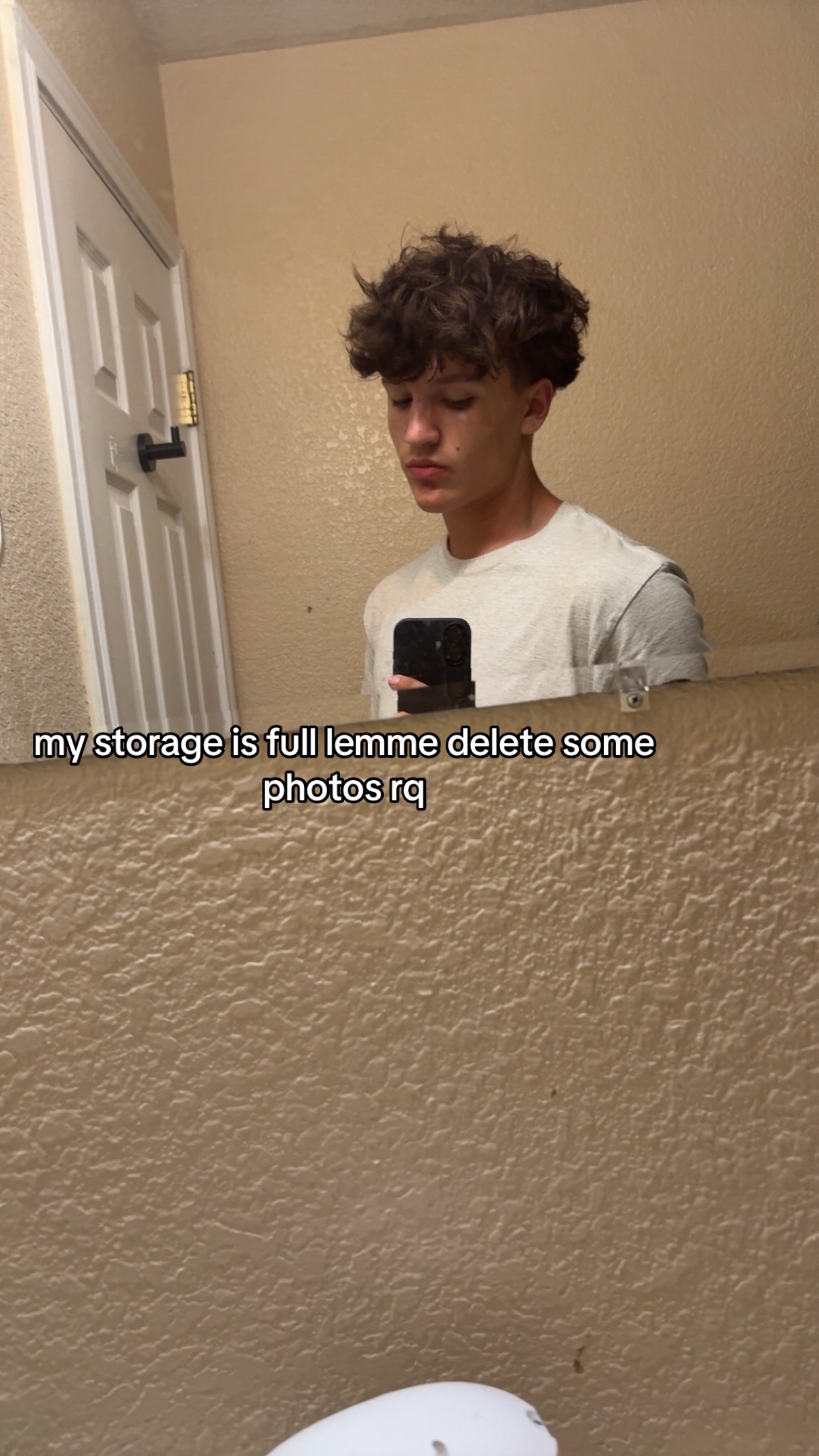 @🫥