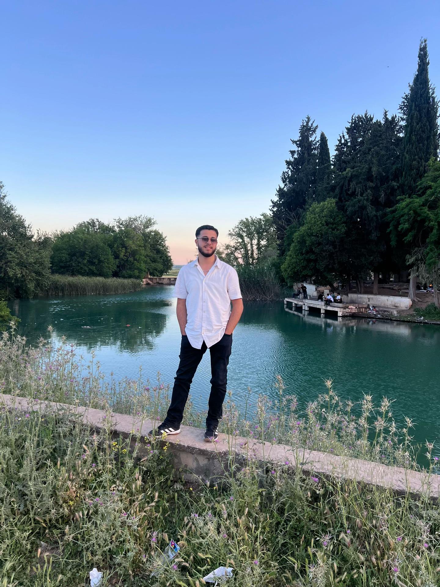 @Mustafaizoll1