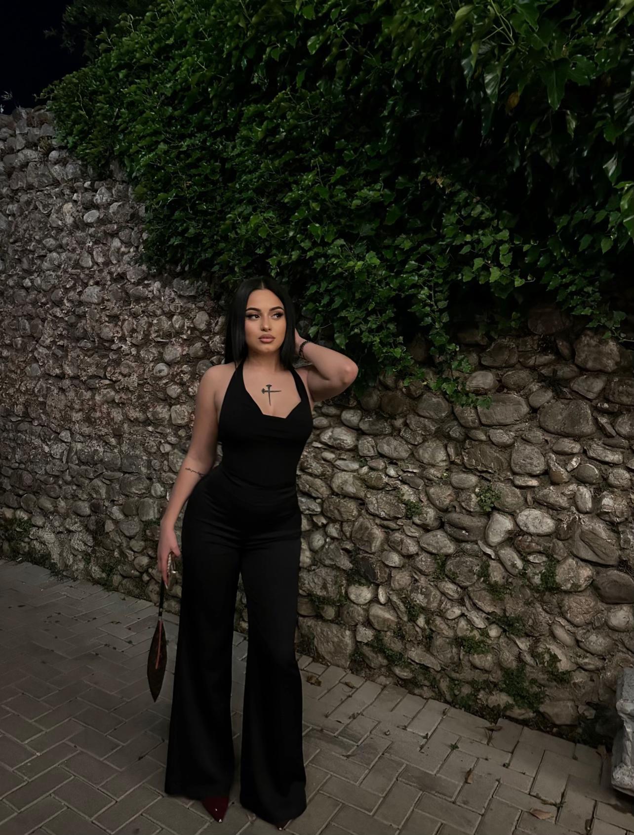 @elaa👩🏻
