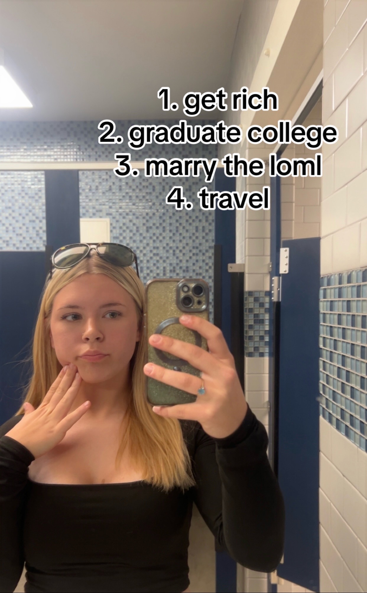 @𝐄𝐦𝐦𝐚🌺
