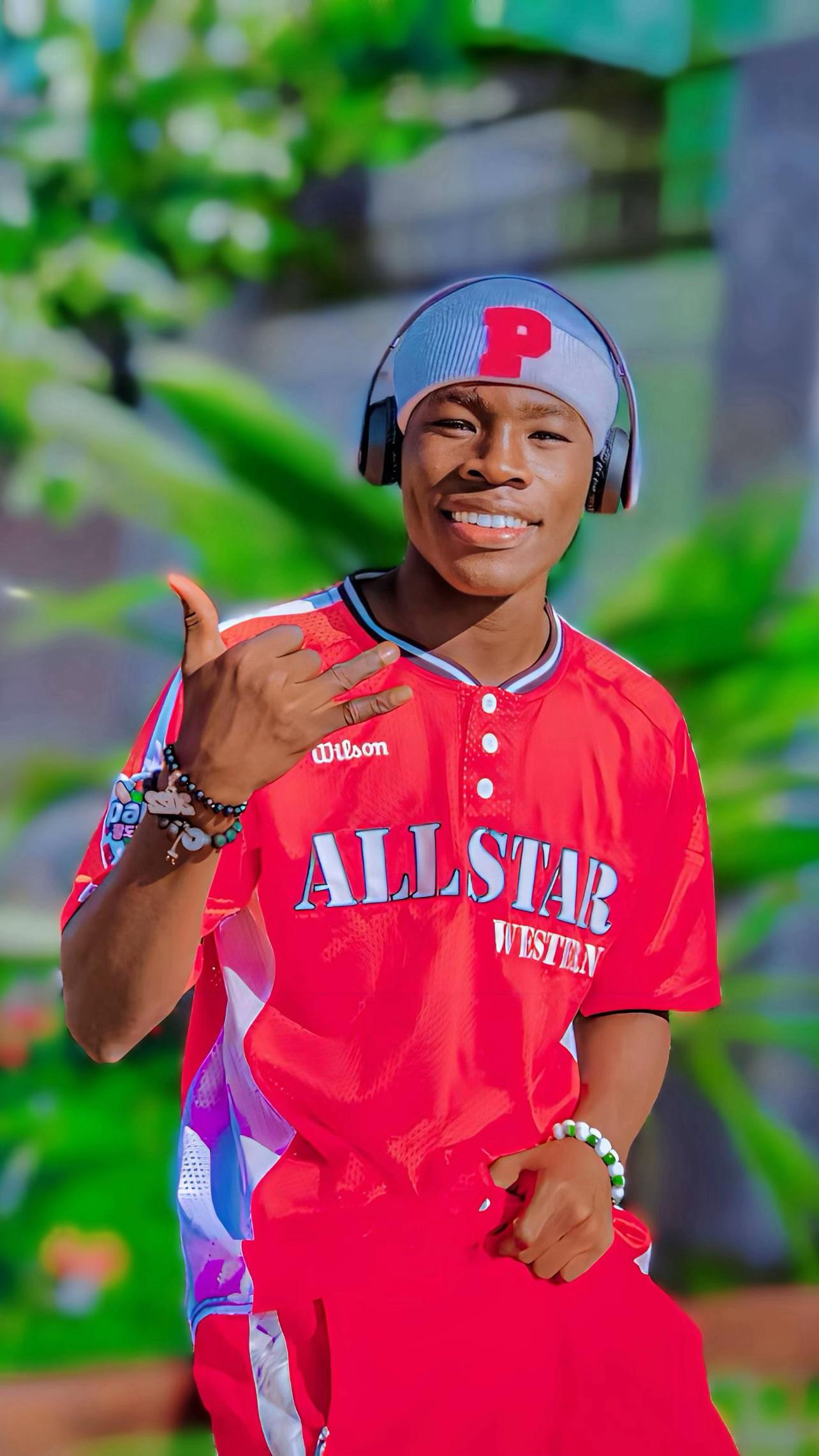 @🏝️Just Big Ola🏝️